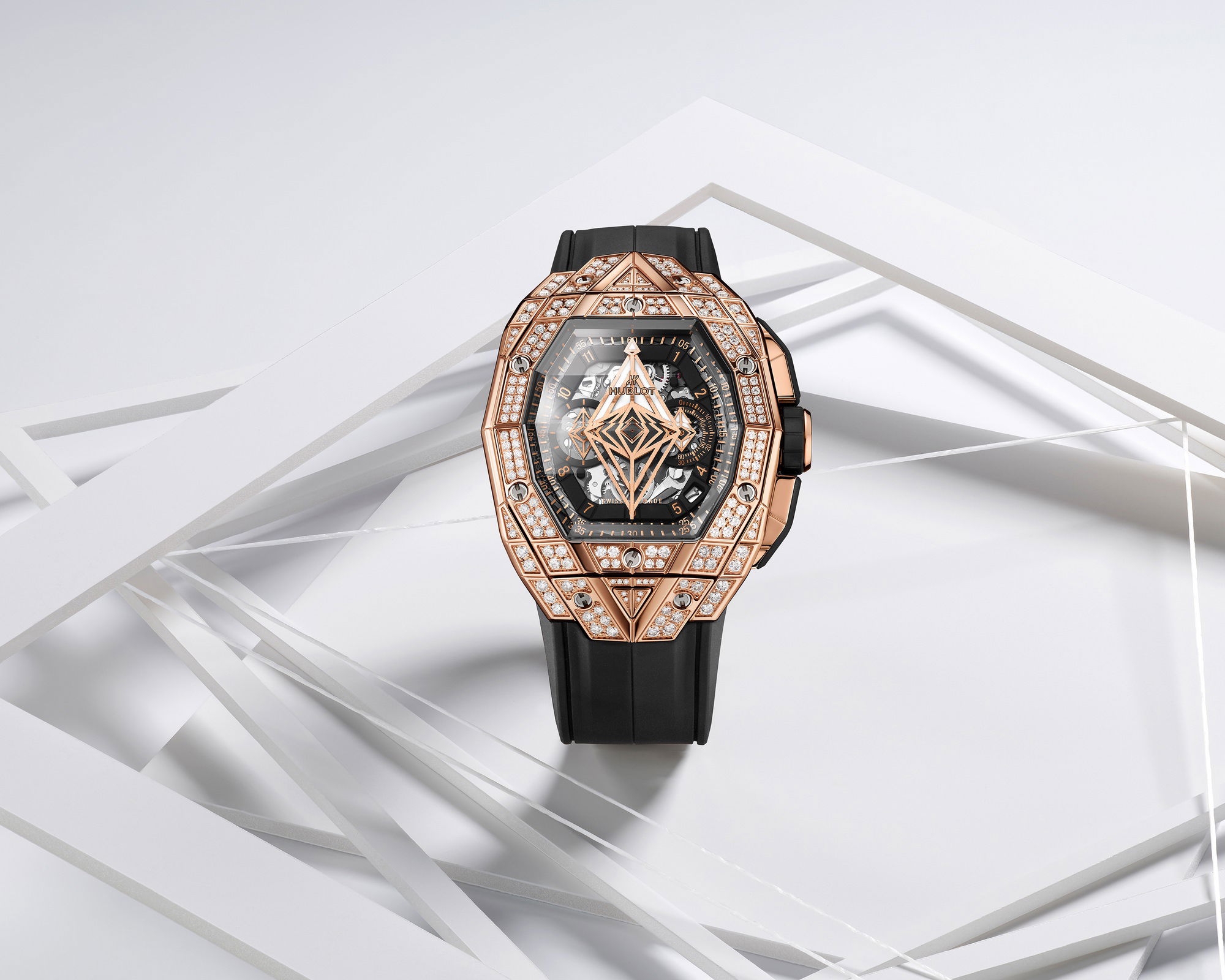 Hublot Spirit of Big Bang Sang Bleu King Gold Pave 648.OX.0108.RX.1604.MXM23 3