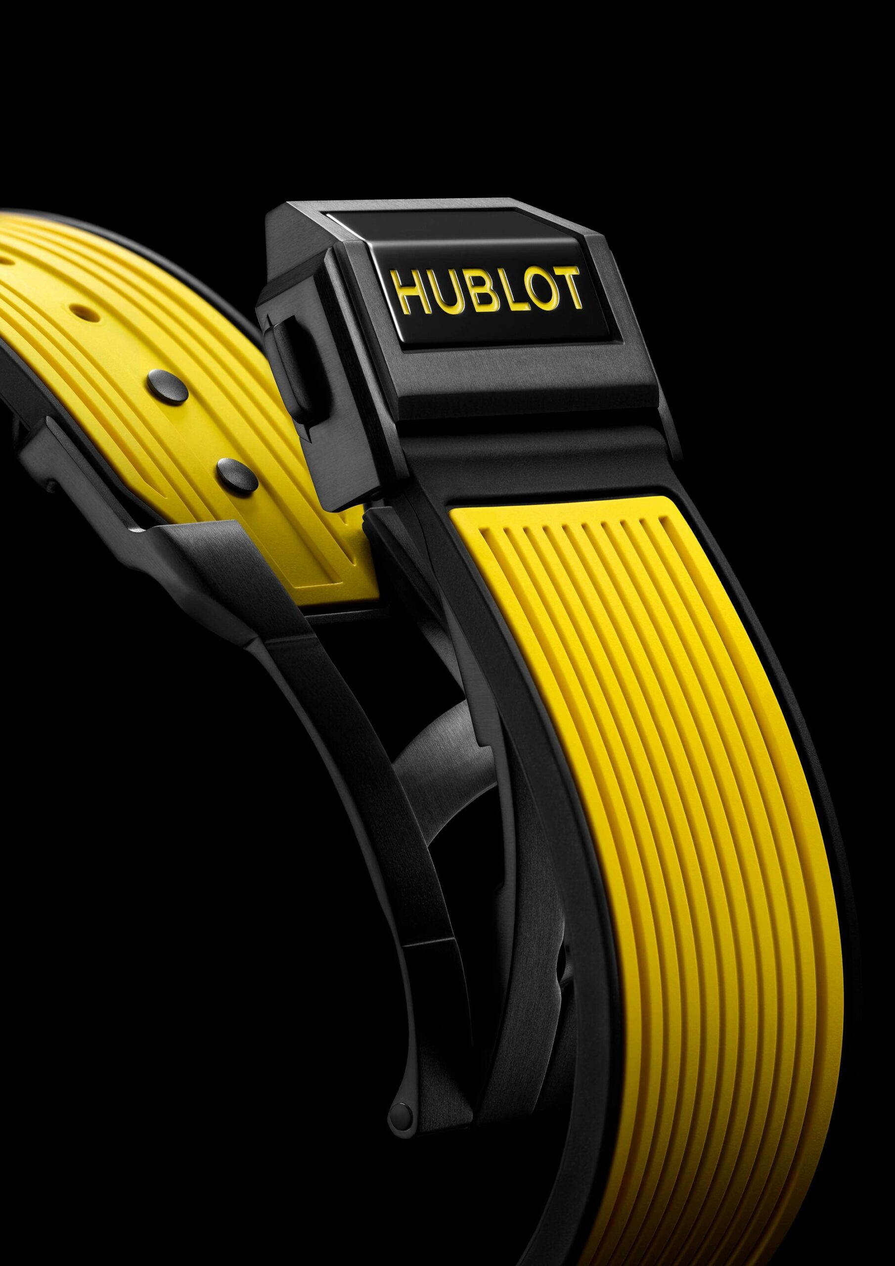 IMG_9086 Hublot Spirit of Big Bang Yellow Magic 642.CY.011Y.RX 3