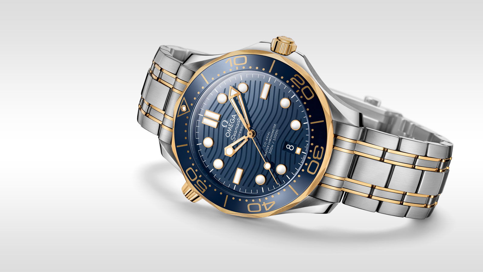 IMG_9086 Omega Seamaster Diver 300M Co-Axial Master Chronometer 42 mm 210.20.42.20.03.001 3