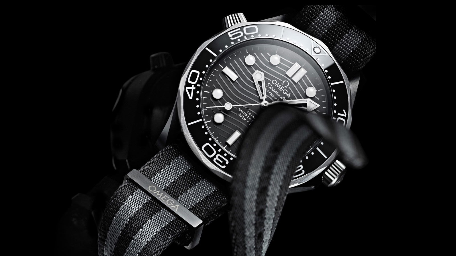 Omega Seamaster Diver 300M Co-Axial Master Chronometer 43.5 mm 210.92.44.20.01.002 3