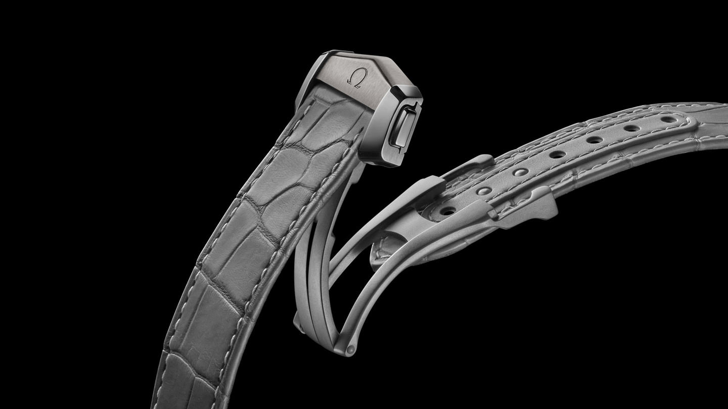 IMG_9086 Omega Speedmaster Dark Side of the Moon Co-Axial Chronometer Chronograph 44.25 mm Meteorite 311.63.44.51.99.001 3