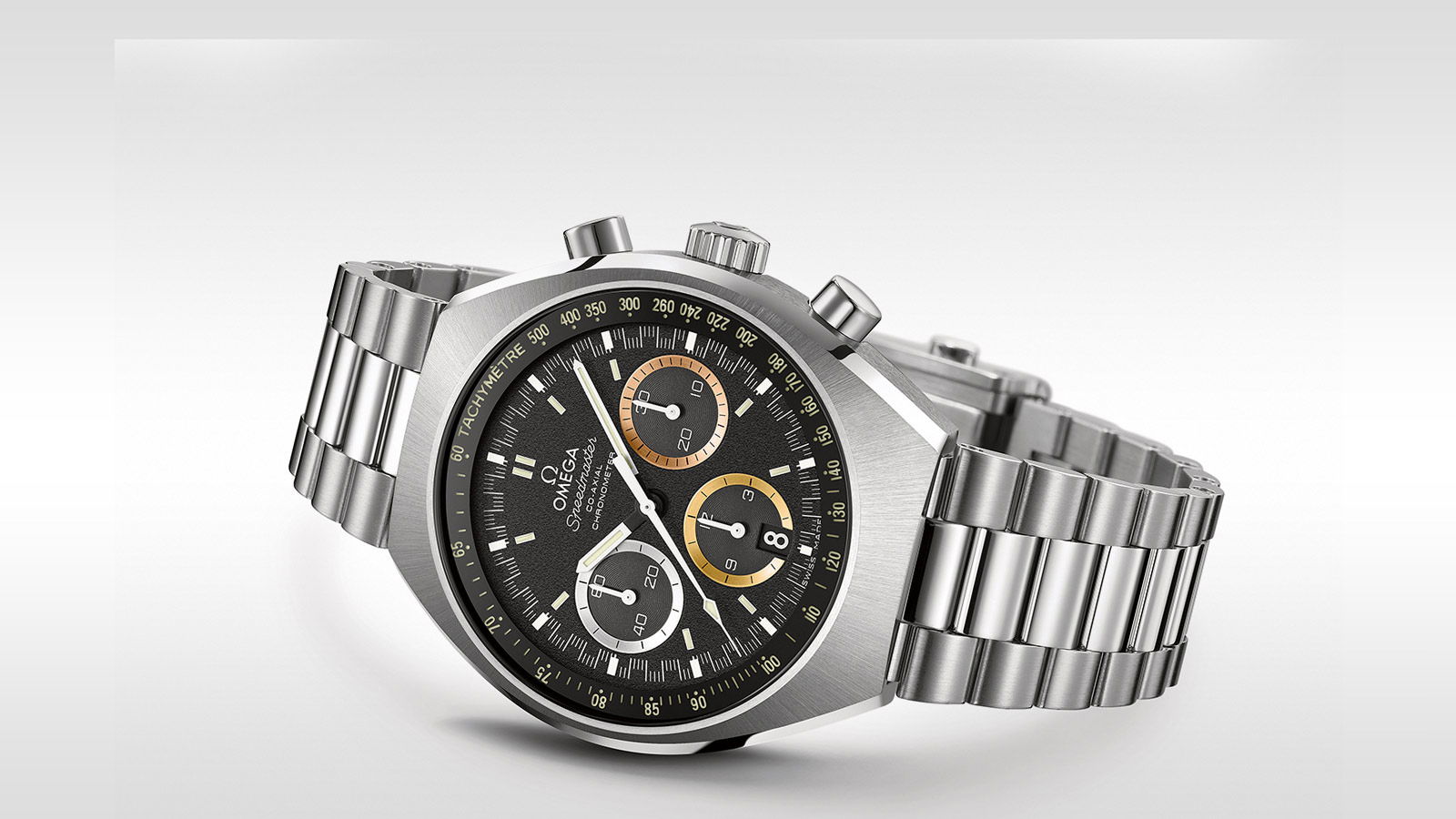 IMG_9086 Omega Speedmaster Mark II Co-Axial Chronometer Chronograph 42.4 x 46.2 mm “Rio 2016” Limited Edition 522.10.43.50.01.001 3