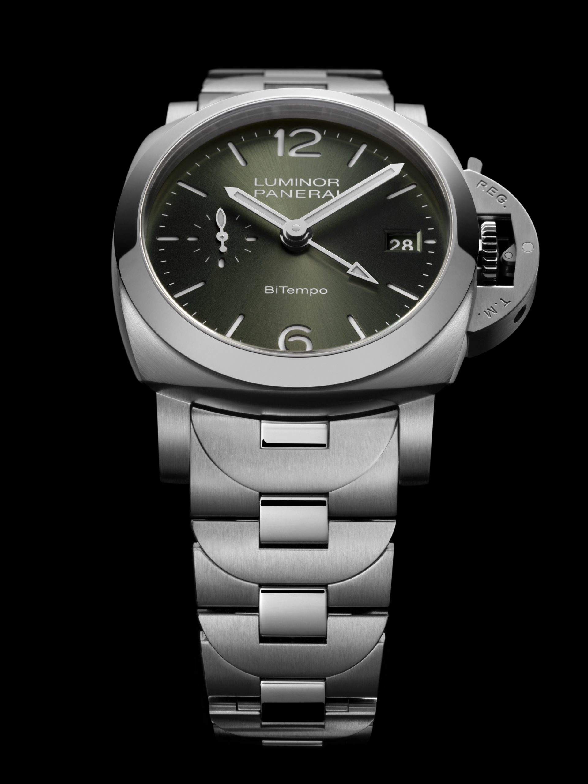 IMG_9086 Panerai Luminor Quaranta BiTempo Metal Bracelet PAM01640 3