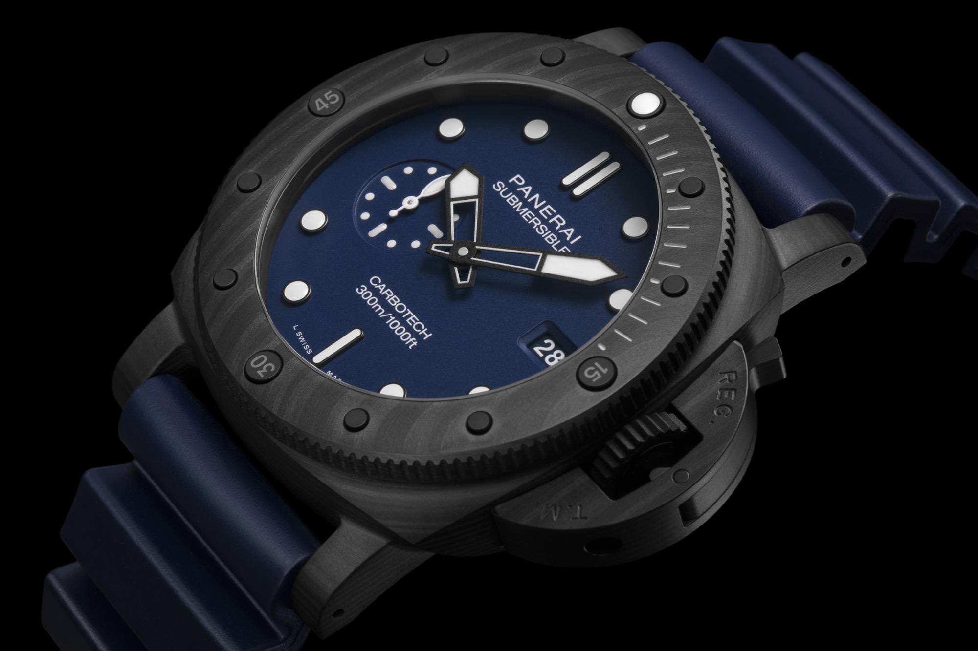 Panerai Submersible QuarantaQuattro Carbotech Blu Abisso PAM01232 3