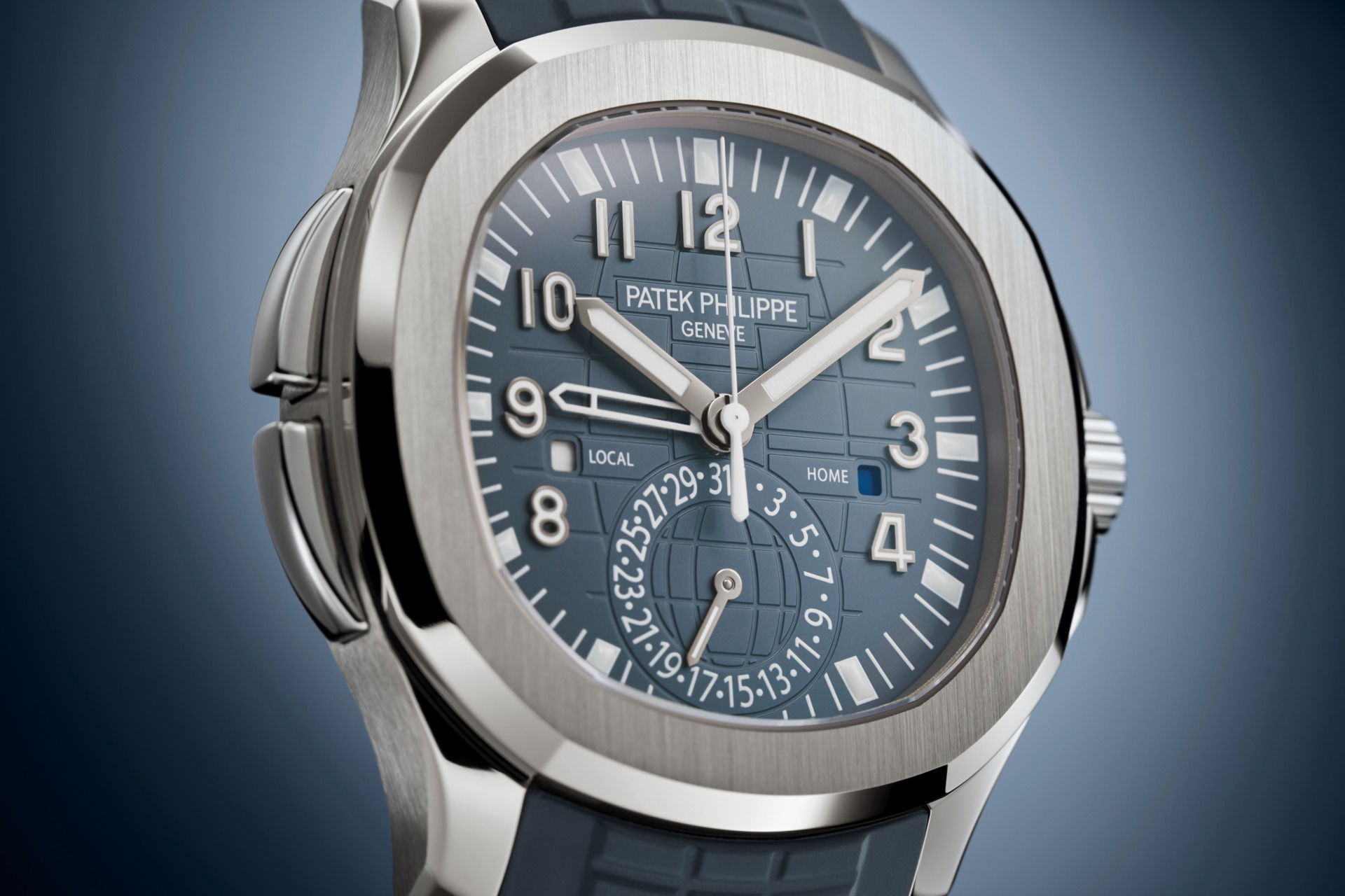 Patek Philippe Aquanaut Travel Time 5164G-001 3