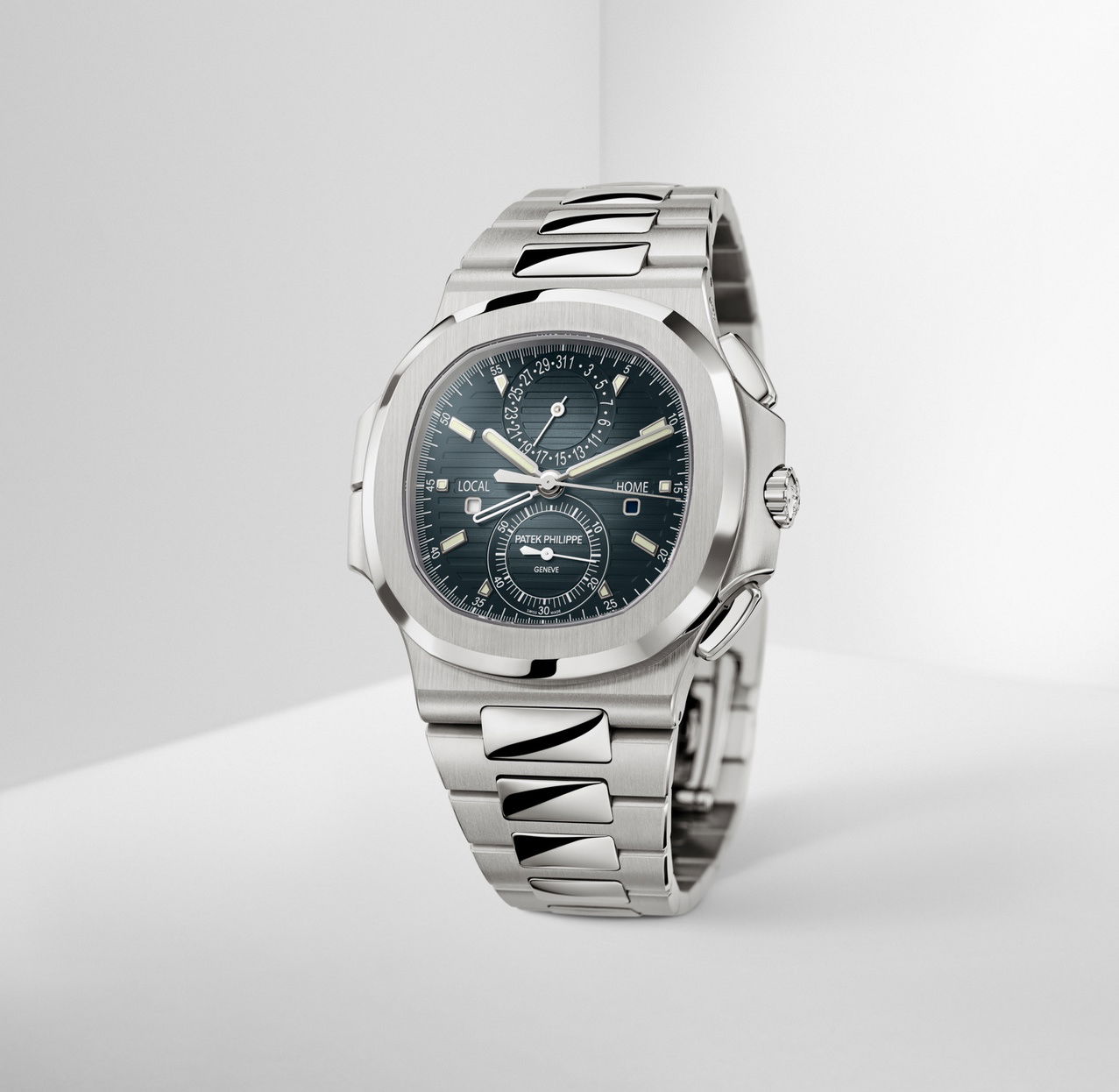 Patek Philippe Nautilus 5990/1A-011 3