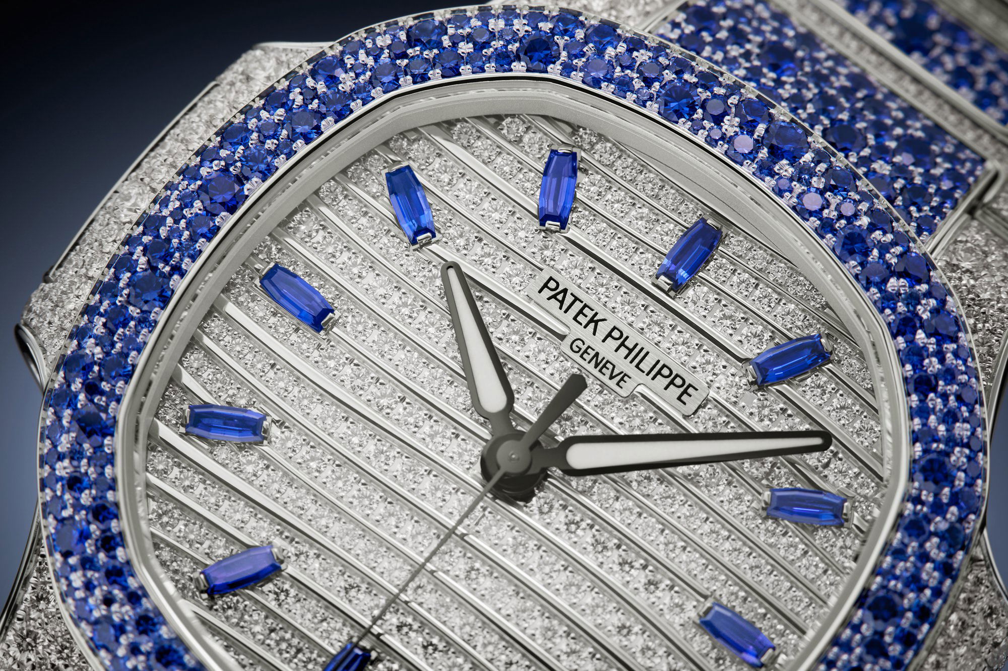 Patek Philippe Nautilus Haute Joaillerie 7118/1451G-001 3