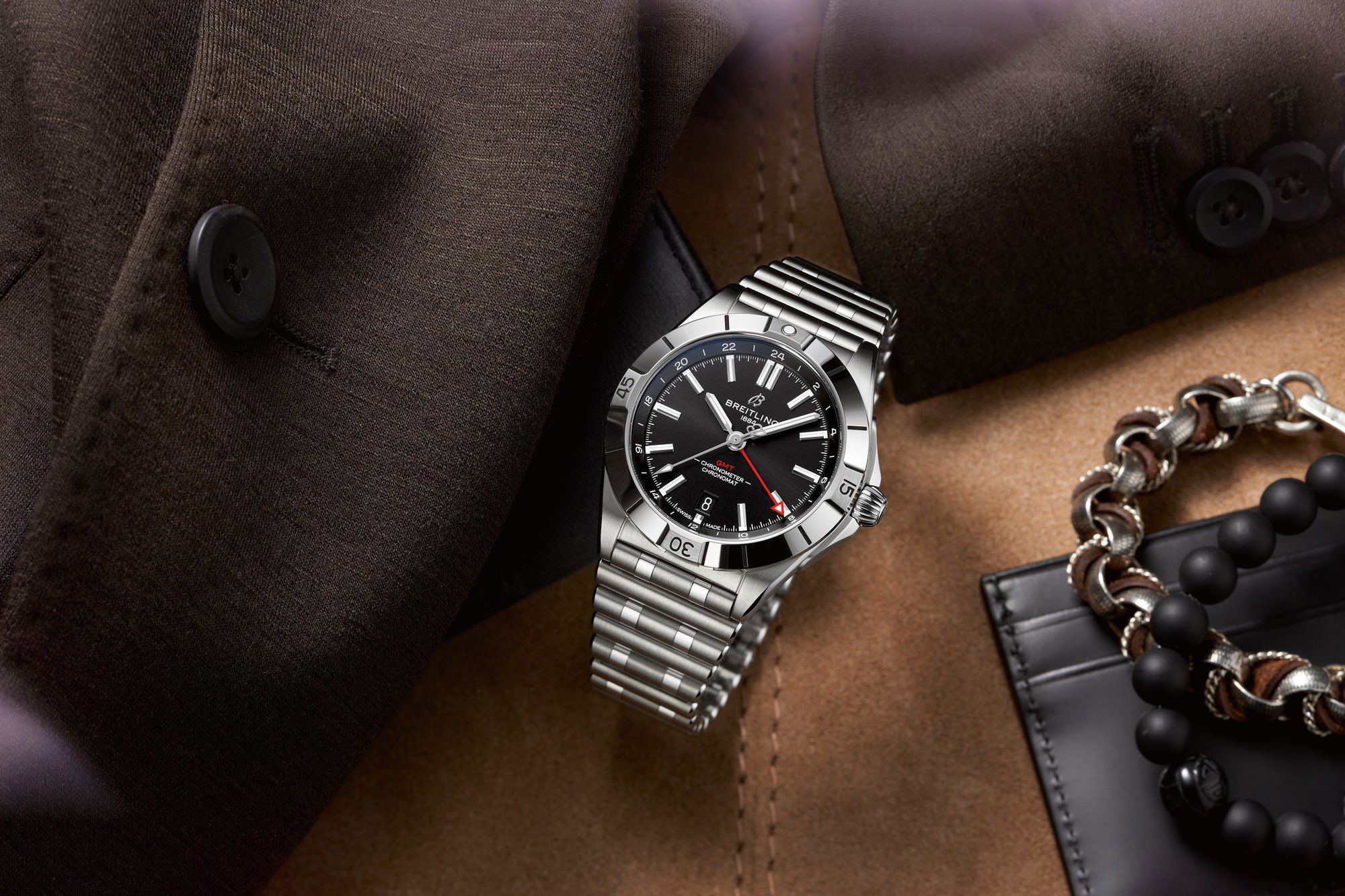 IMG_9081 Breitling Chronomat Automatic GMT 40 A32398101B1A1 Replica 4