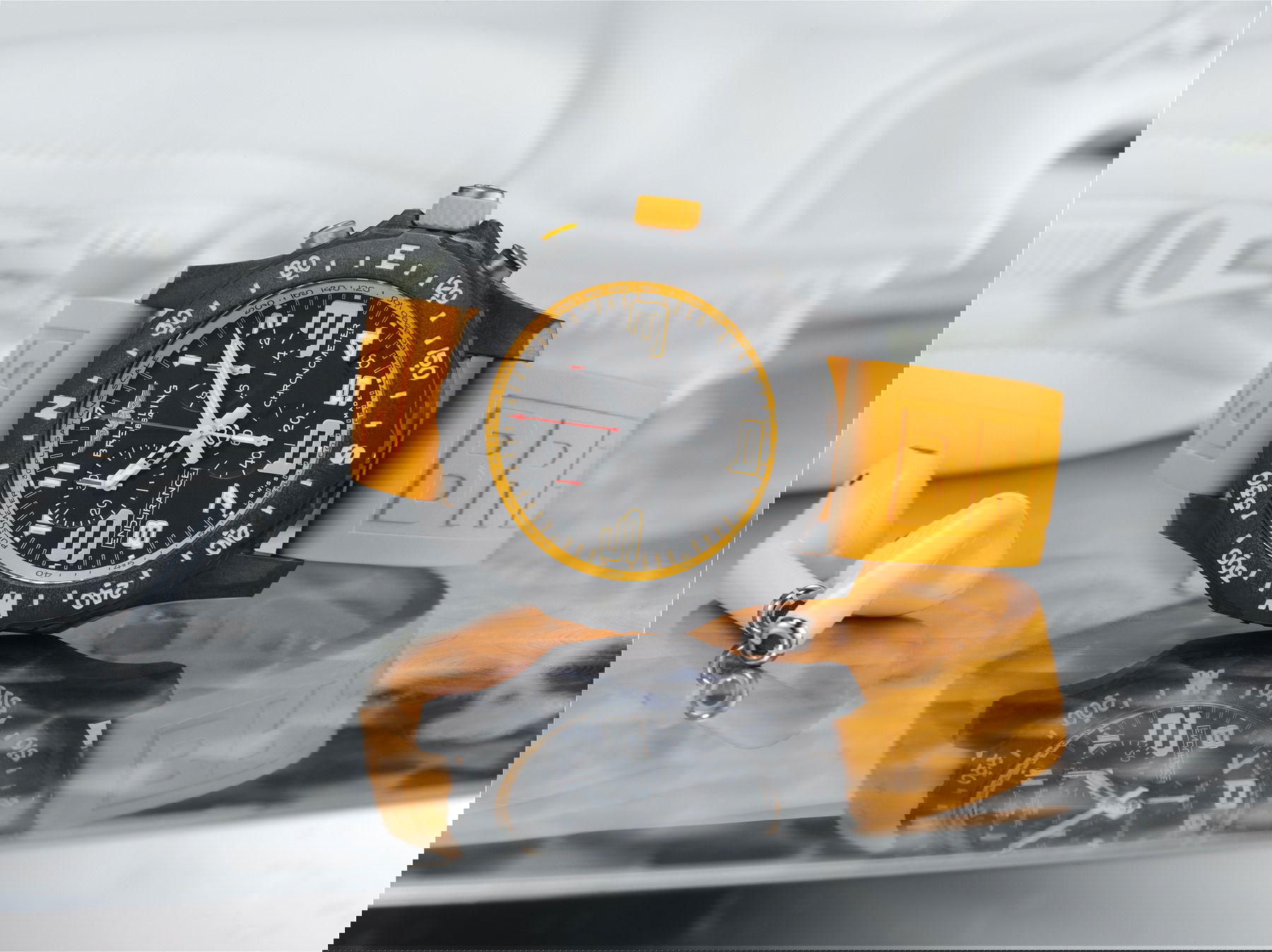 Breitling Endurance Pro 44 X82310A41B1S1 Replica 4