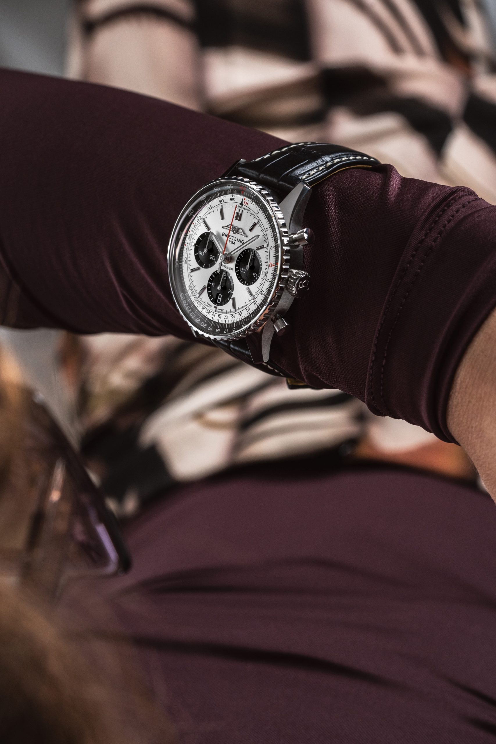 Breitling Navitimer B01 Chronograph 43 AB0138241G1P1 Replica 4