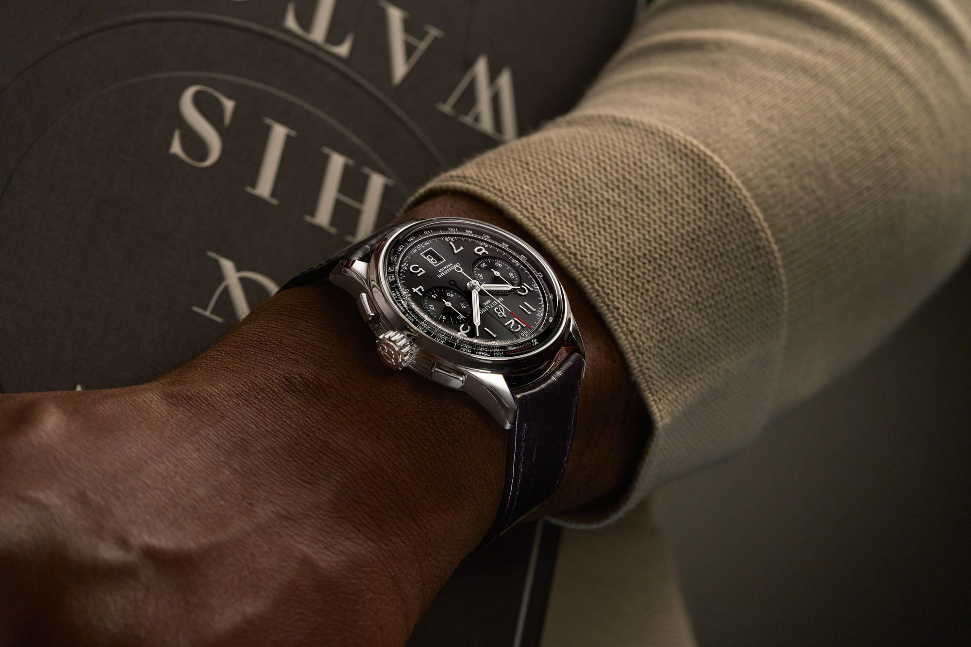 Breitling Premier B01 Chronograph 42 AB0145221B1P1 Replica 4