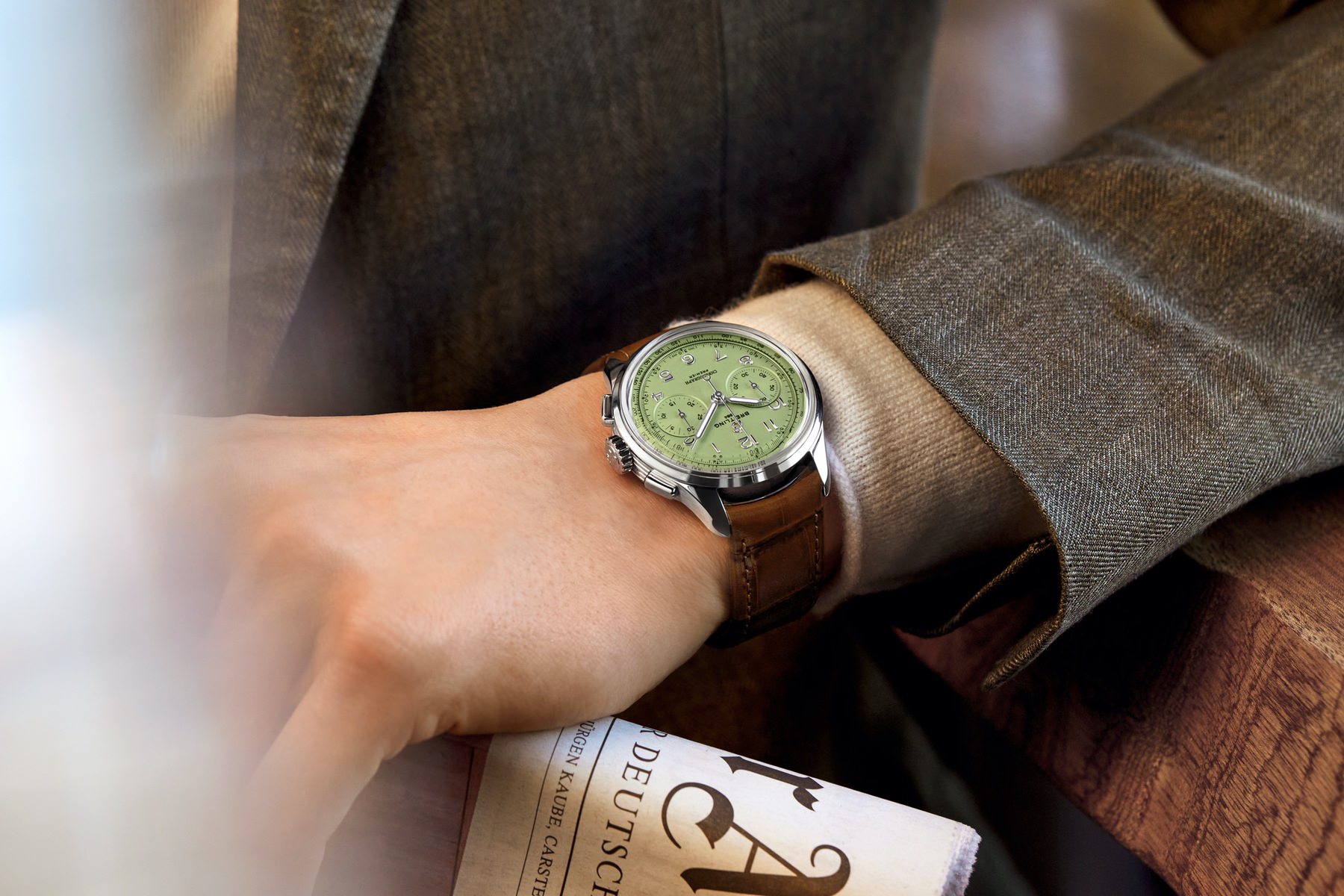 Breitling Premier B09 Chronograph 40 AB0930D31L1P1 Replica 4