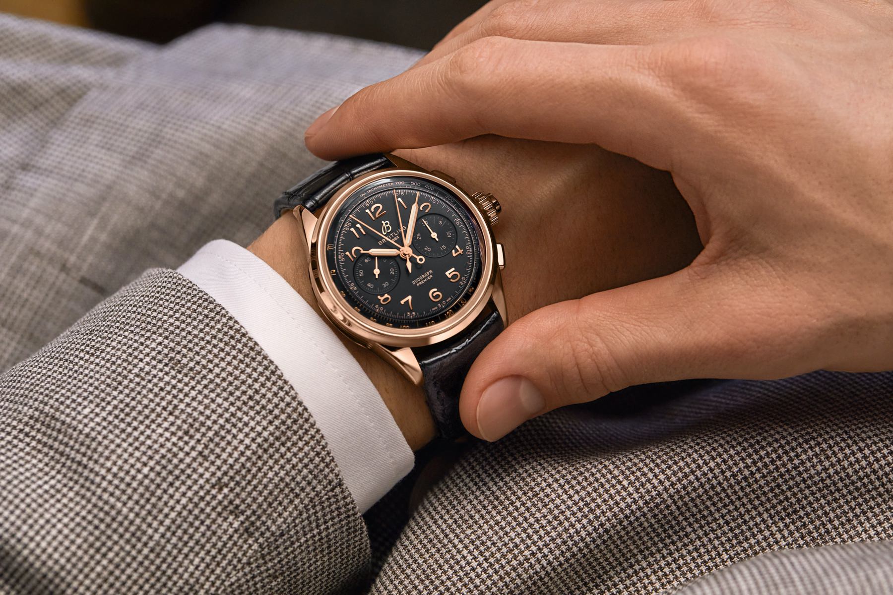 IMG_9081 Breitling Premier B15 Duograph 42 RB1510251B1P1 Replica 4