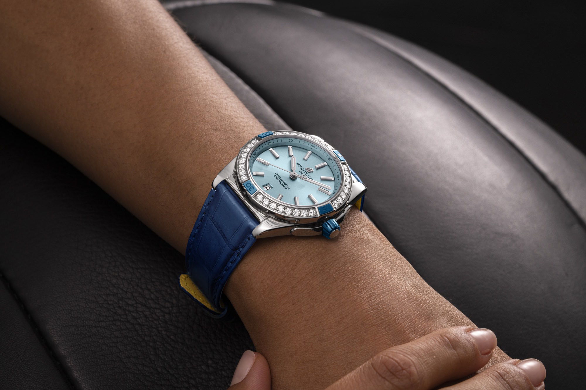 Breitling Super Chronomat Automatic 38 A17356531C1P1 Replica 4