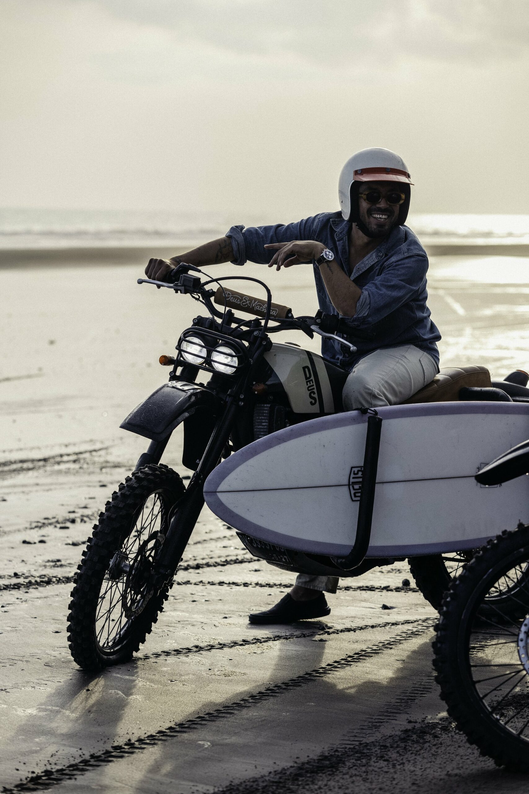 IMG_9081 Breitling Top Time B01 Deus AB01765A1B1A1 Replica 4