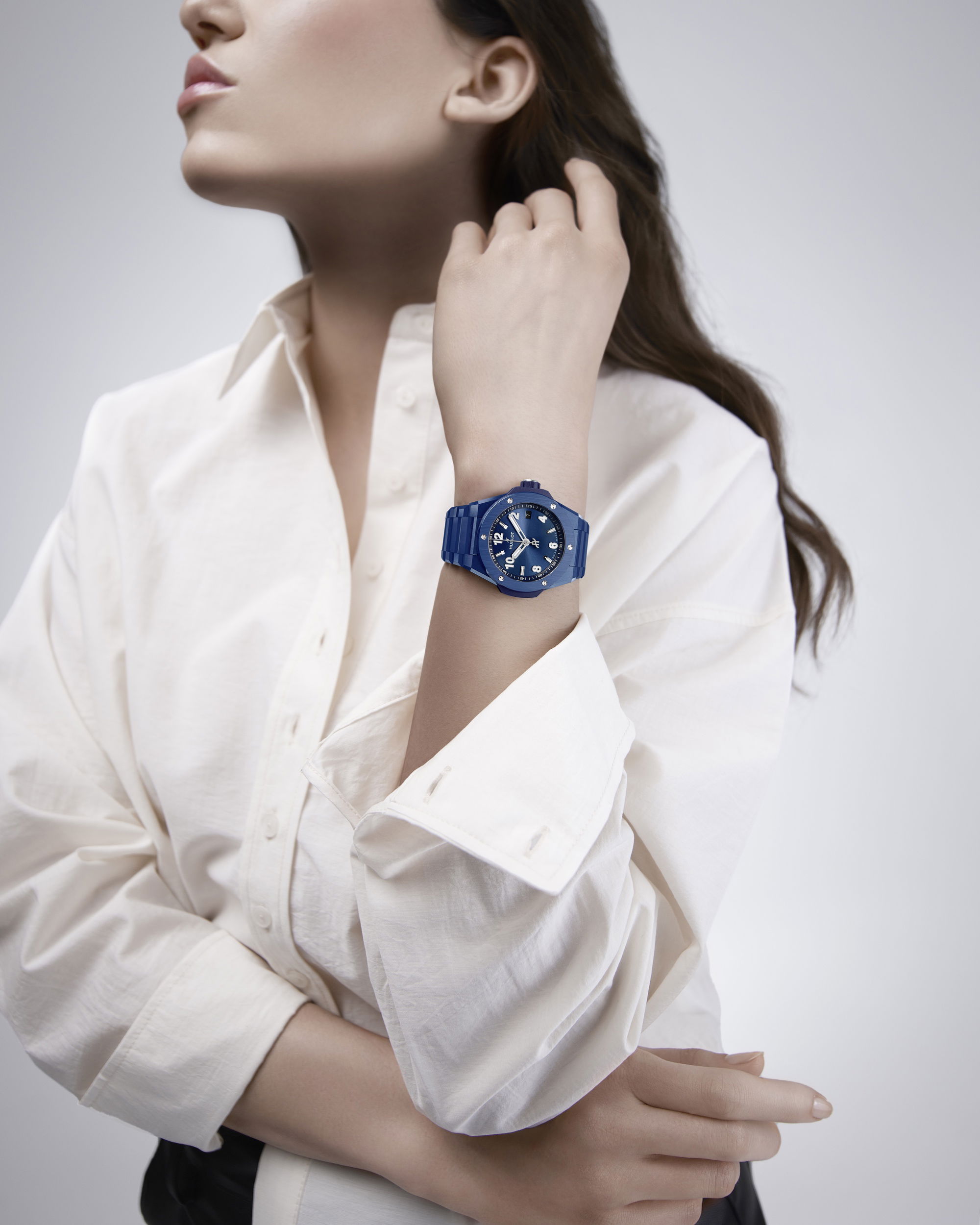 IMG_9081 Hublot Big Bang Integrated Time Only Blue Ceramic 457.EX.7170.EX Replica 4