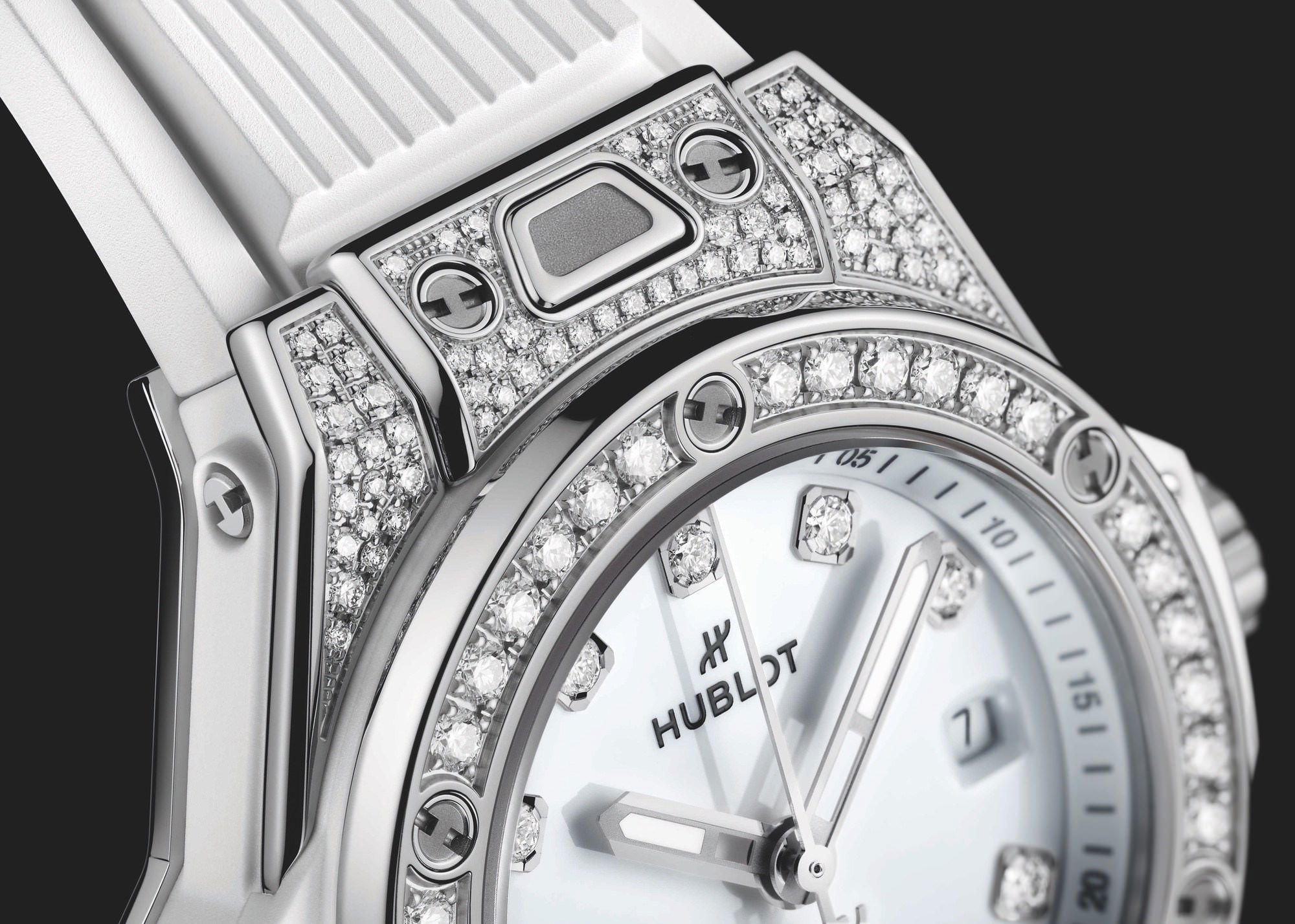IMG_9081 Hublot Big Bang One Click Steel White Pave 485.SE.2210.RW.1604 Replica 4