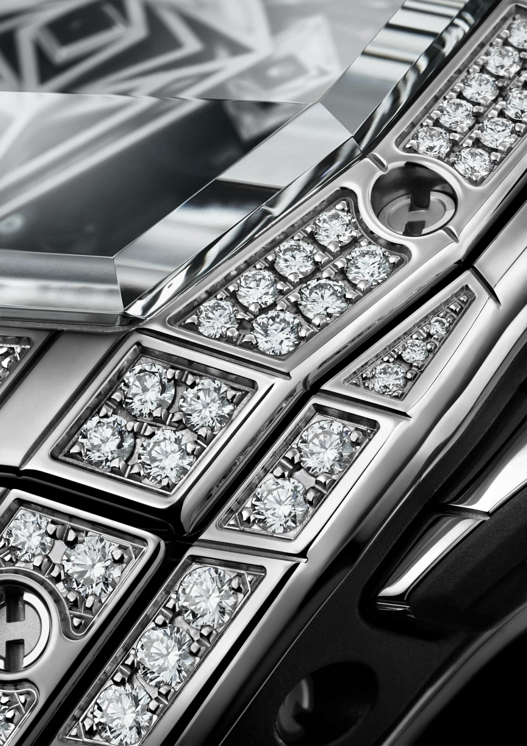 IMG_9081 Hublot Spirit of Big Bang Sang Bleu Titanium Pave 648.NX.0107.RX.1604.MXM23 Replica 4