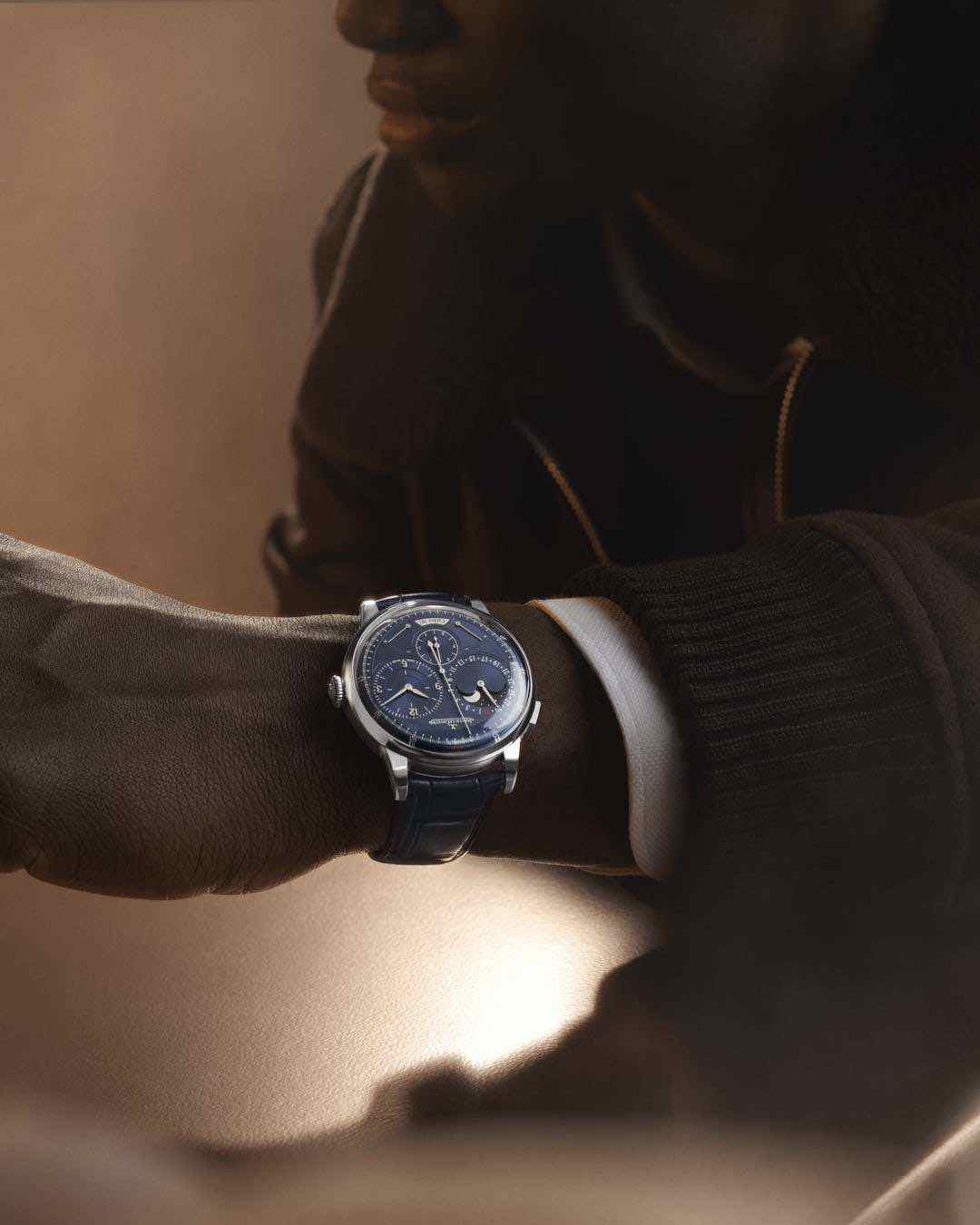 IMG_9081 Jaeger-LeCoultre Duometre Quantieme Lune Q604848J Replica 4