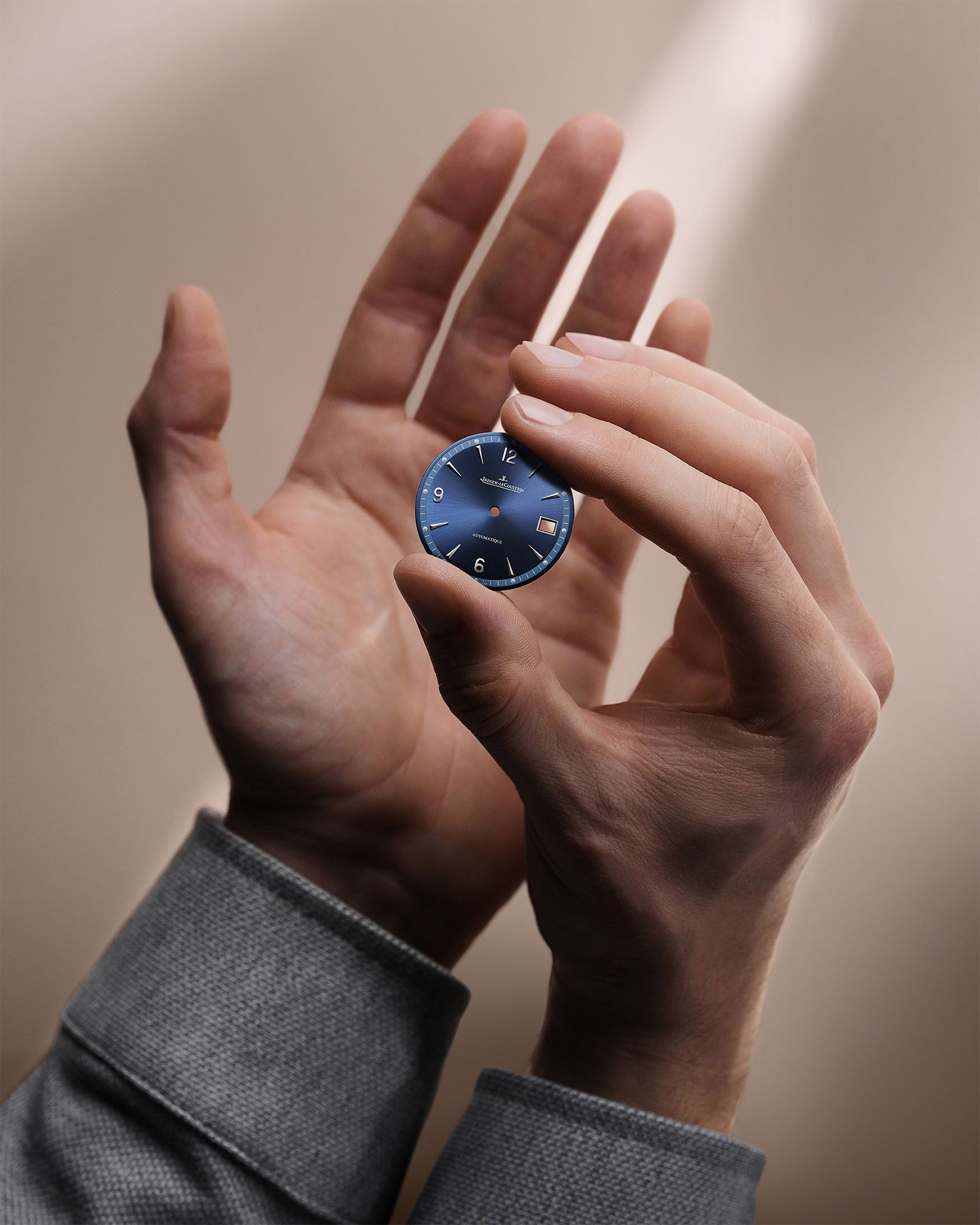 IMG_9081 Jaeger-LeCoultre Master Control Date Q4018480 Replica 4