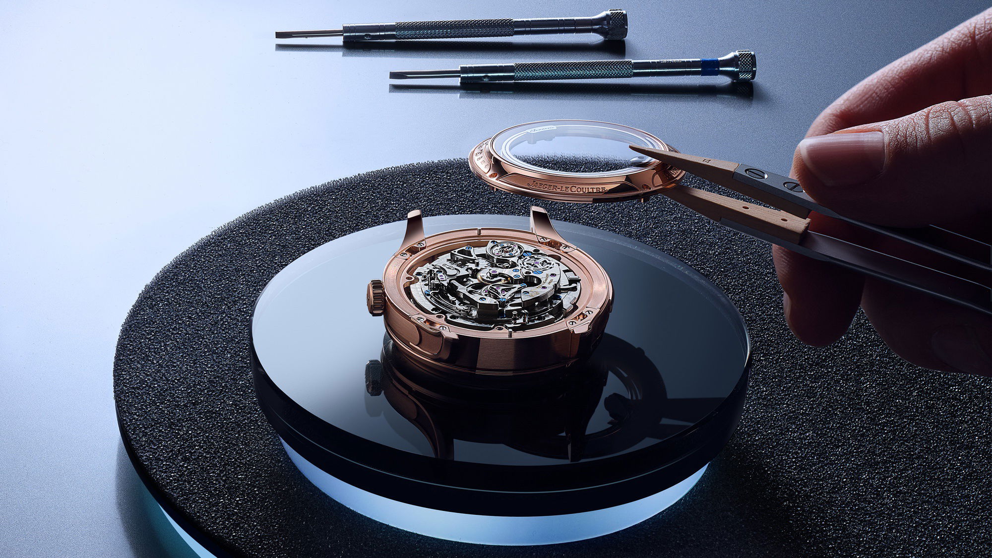 Jaeger-LeCoultre Master Hybris Artistica Calibre 945 Q5262470 Replica 4