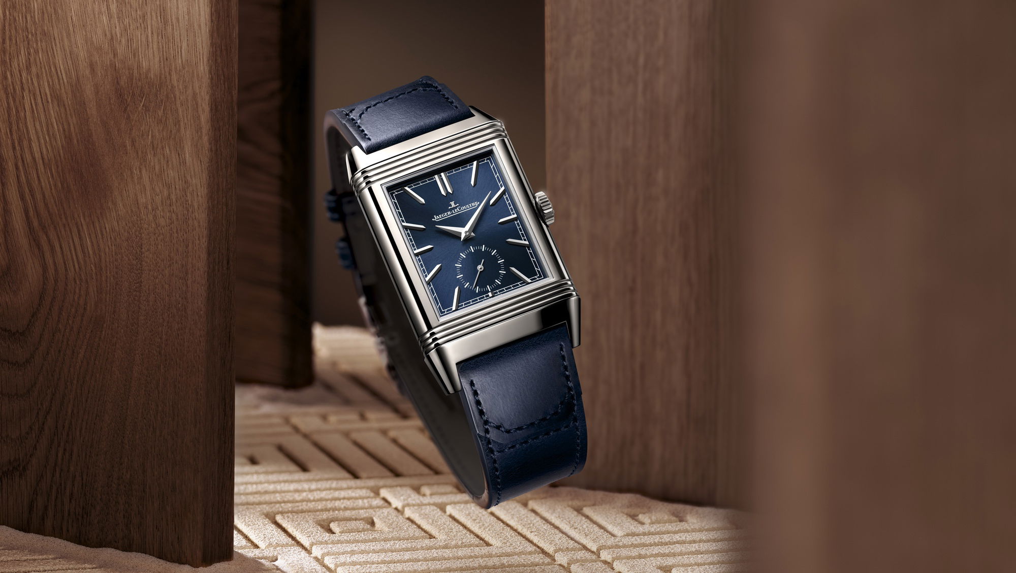 IMG_9081 Jaeger-LeCoultre Reverso Tribute Duoface Small Seconds Q3988481 Replica 4