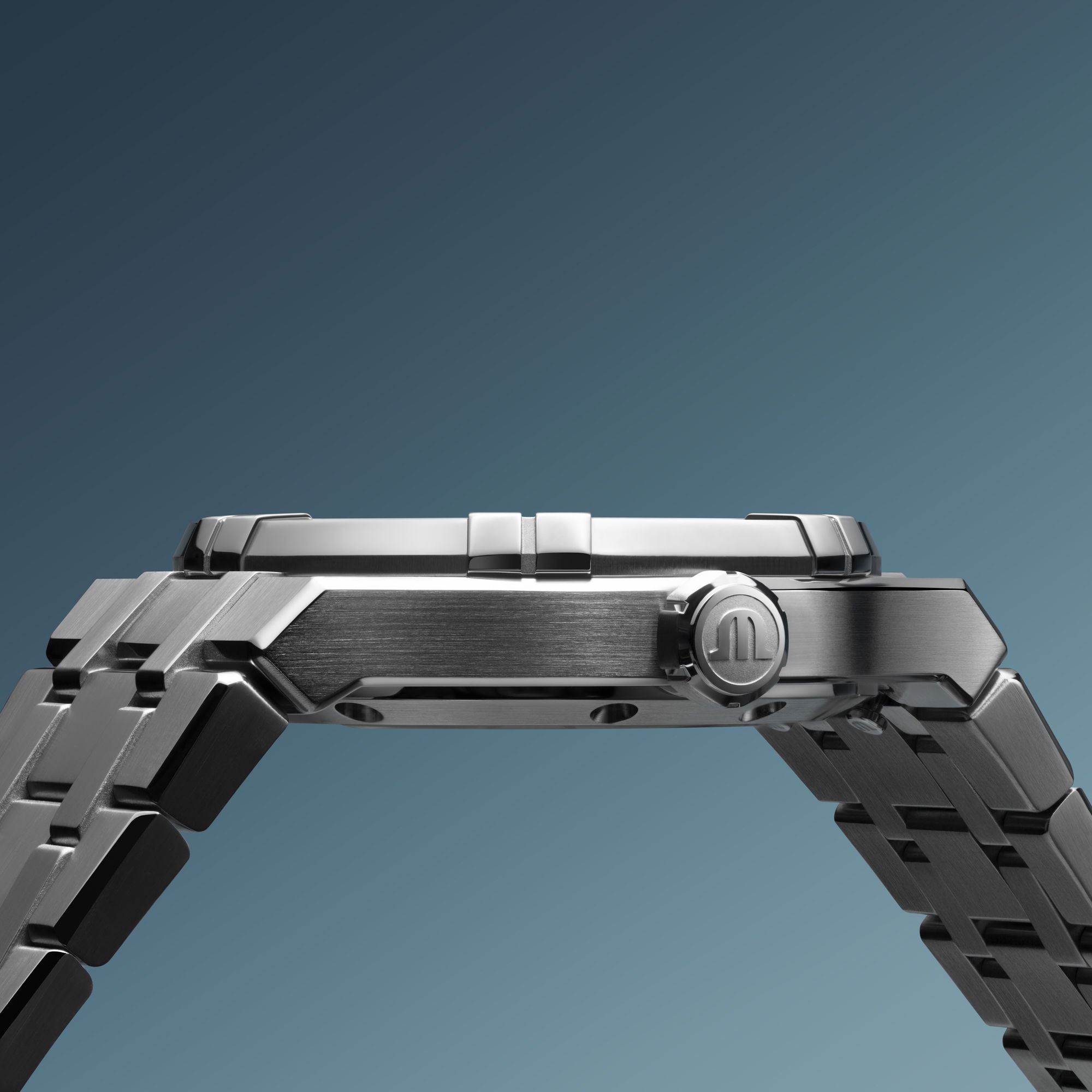 IMG_9081 Maurice Lacroix Aikon Automatic Limited Summer Edition 39 AI6007-SS00F-431-C Replica 4