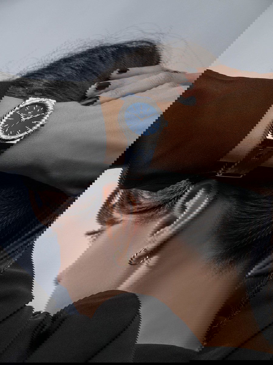 Maurice Lacroix Aikon Quartz Date 35 AI1106-SS000-430-4 Replica 4