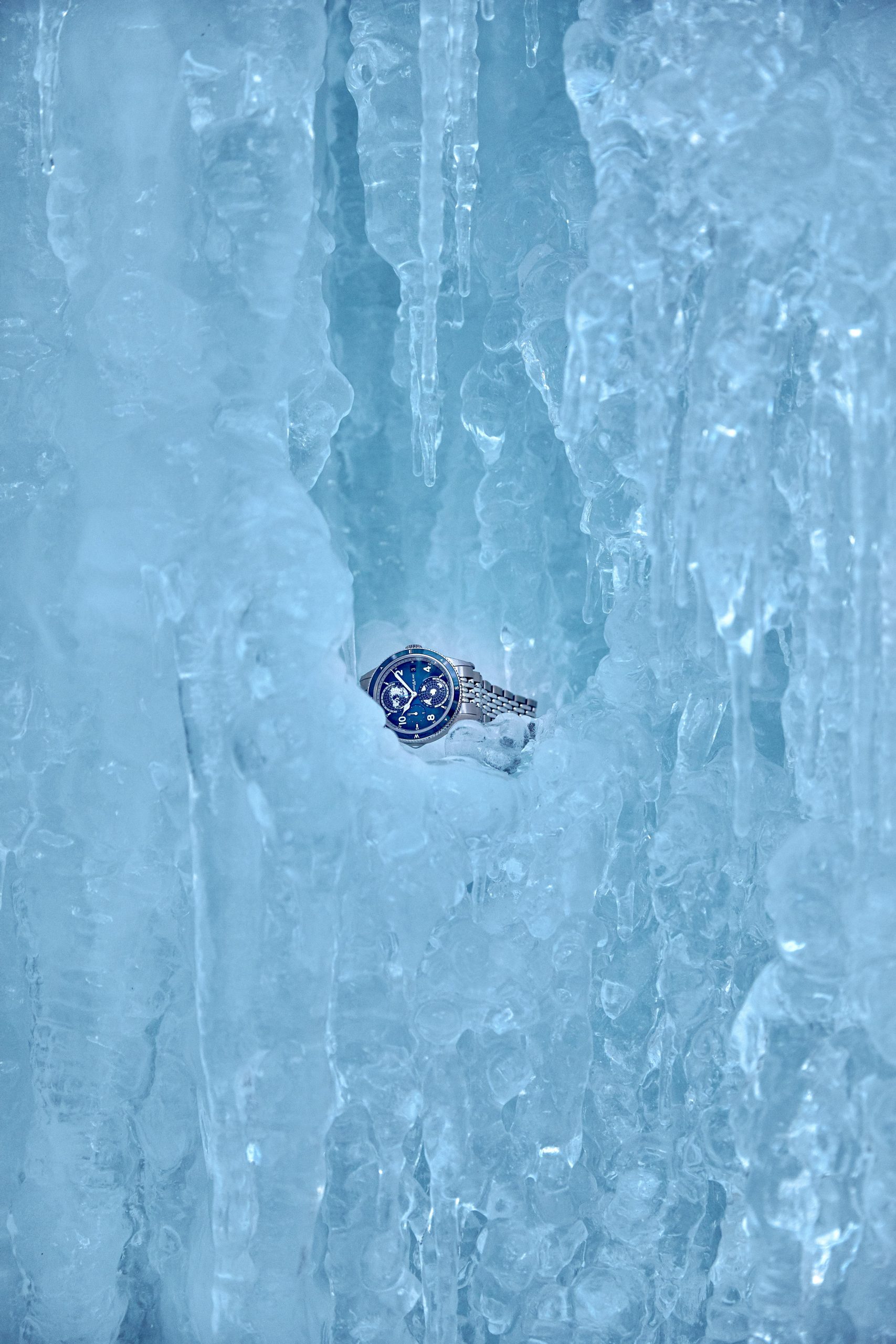 Montblanc 1858 Geosphere M125567 Replica 4