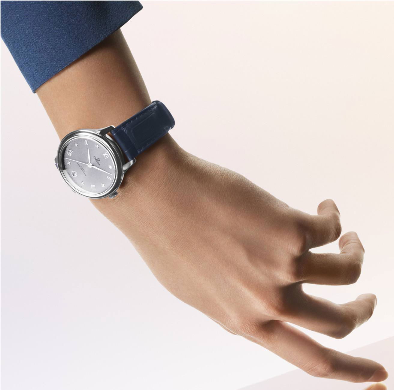 Omega De Ville Prestige Co-Axial Master Chronometer 34 mm 434.13.34.20.53.001 Replica 4