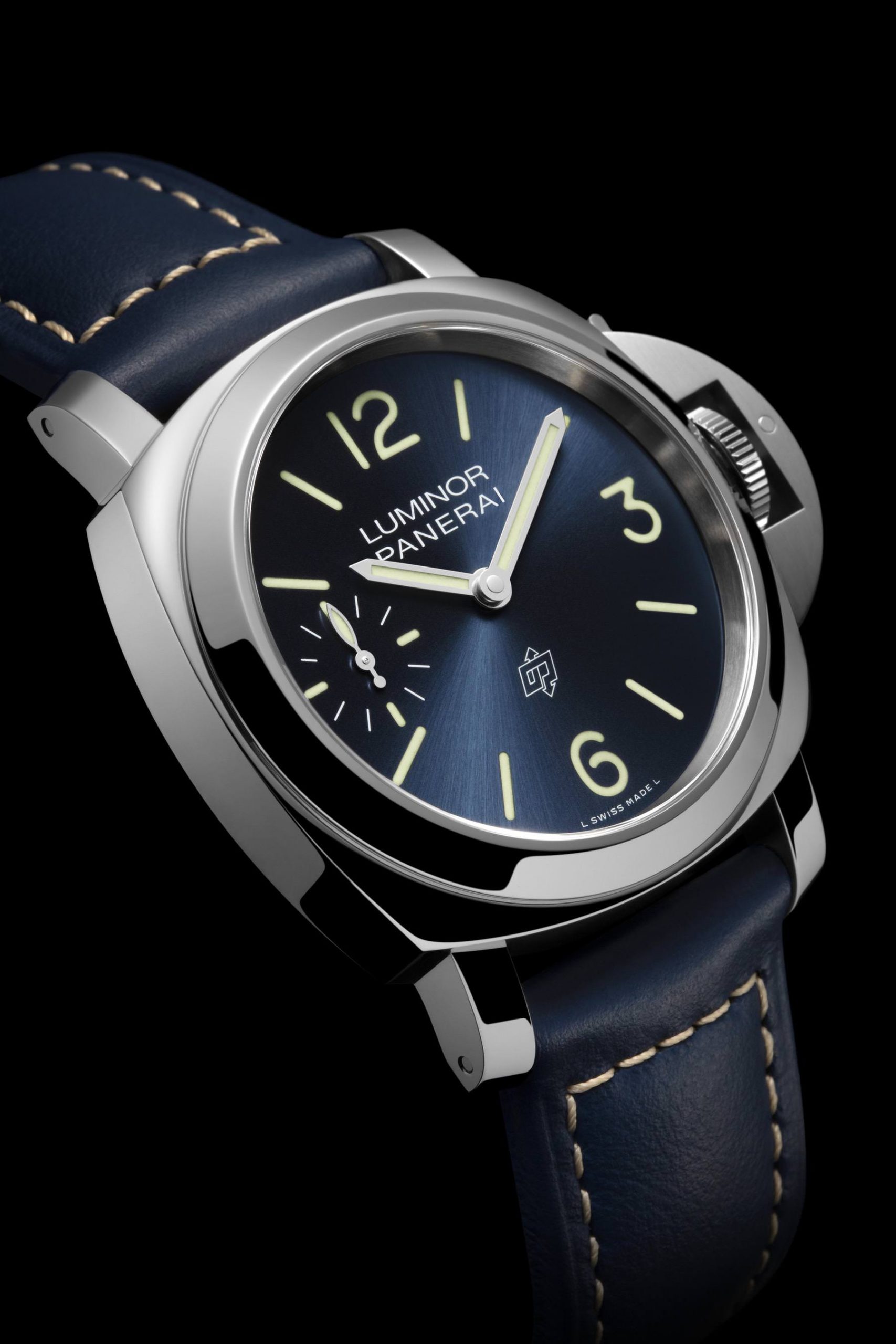 IMG_9081 Panerai LUMINOR BLU MARE PAM1085 Replica 4