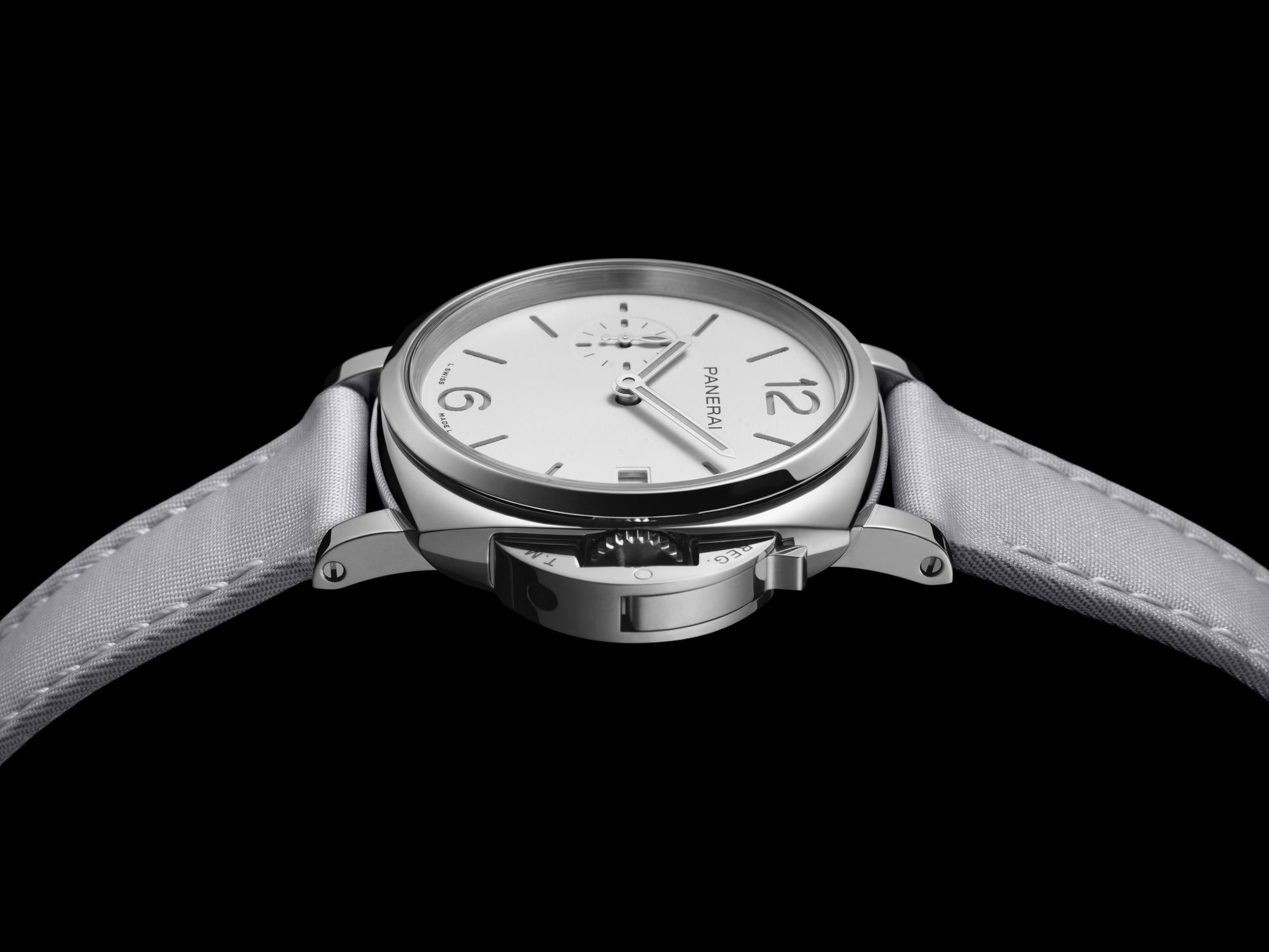 Panerai Luminor Due Prada Re-Nylon PAM01426 Replica 4