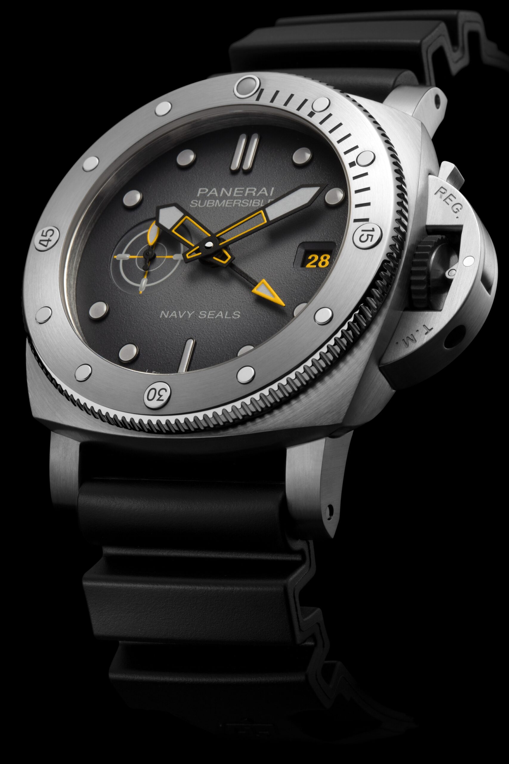 Panerai Submersible BiTempo Navy SEALs PAM01323 Replica 4
