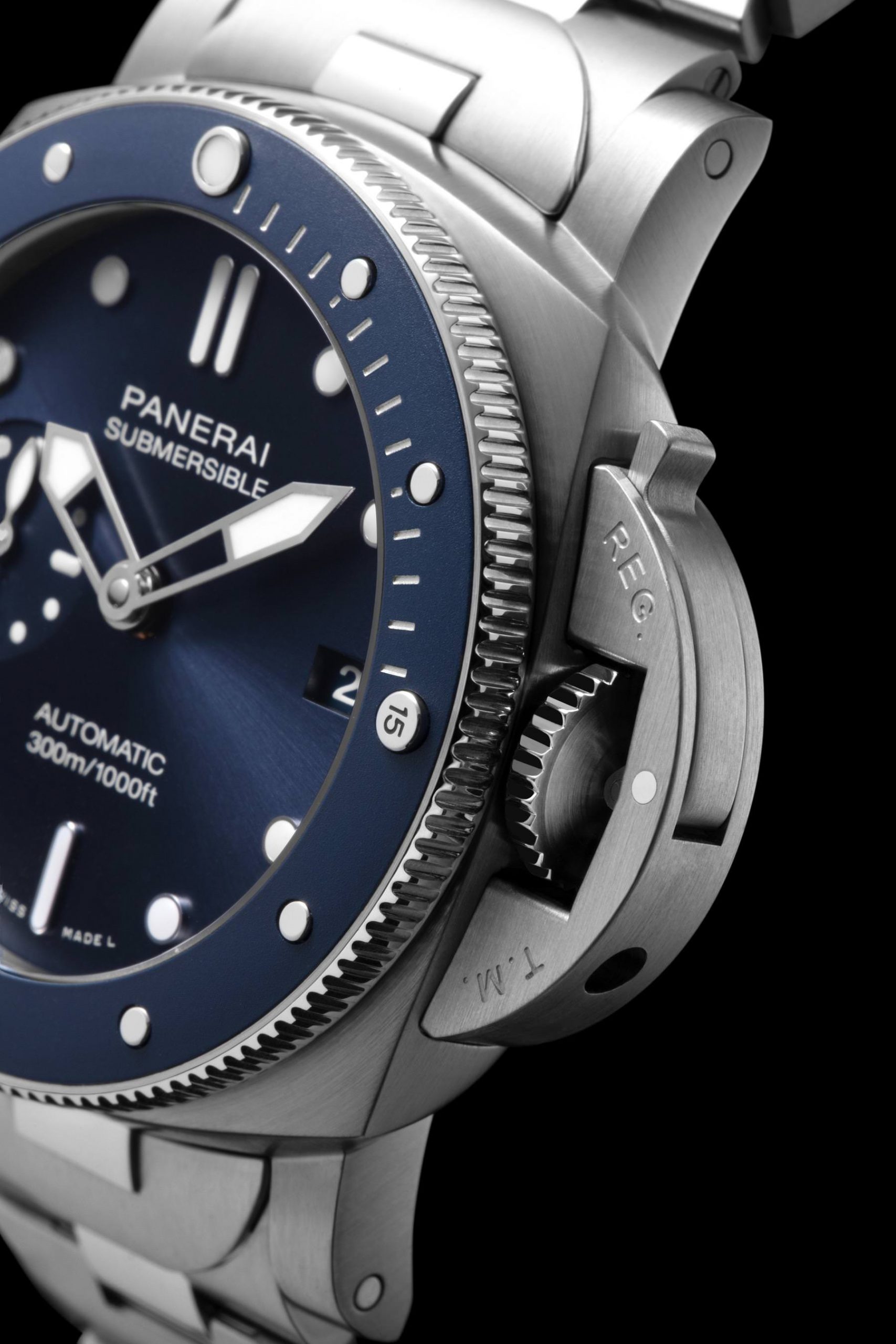Panerai Submersible Blu Notte PAM01068 Replica 4