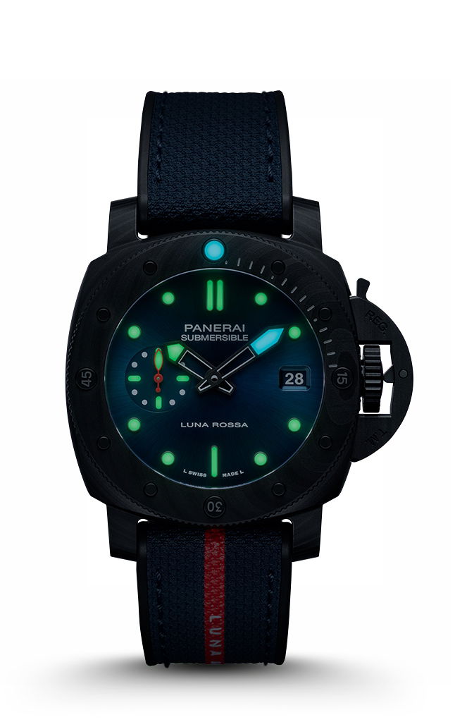 Panerai Submersible Luna Rossa Carbotech PAM01563 Replica 4