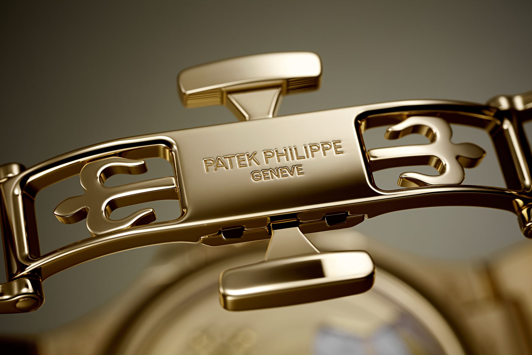 Patek Philippe Nautilus 7118/1450R-001 Replica 4