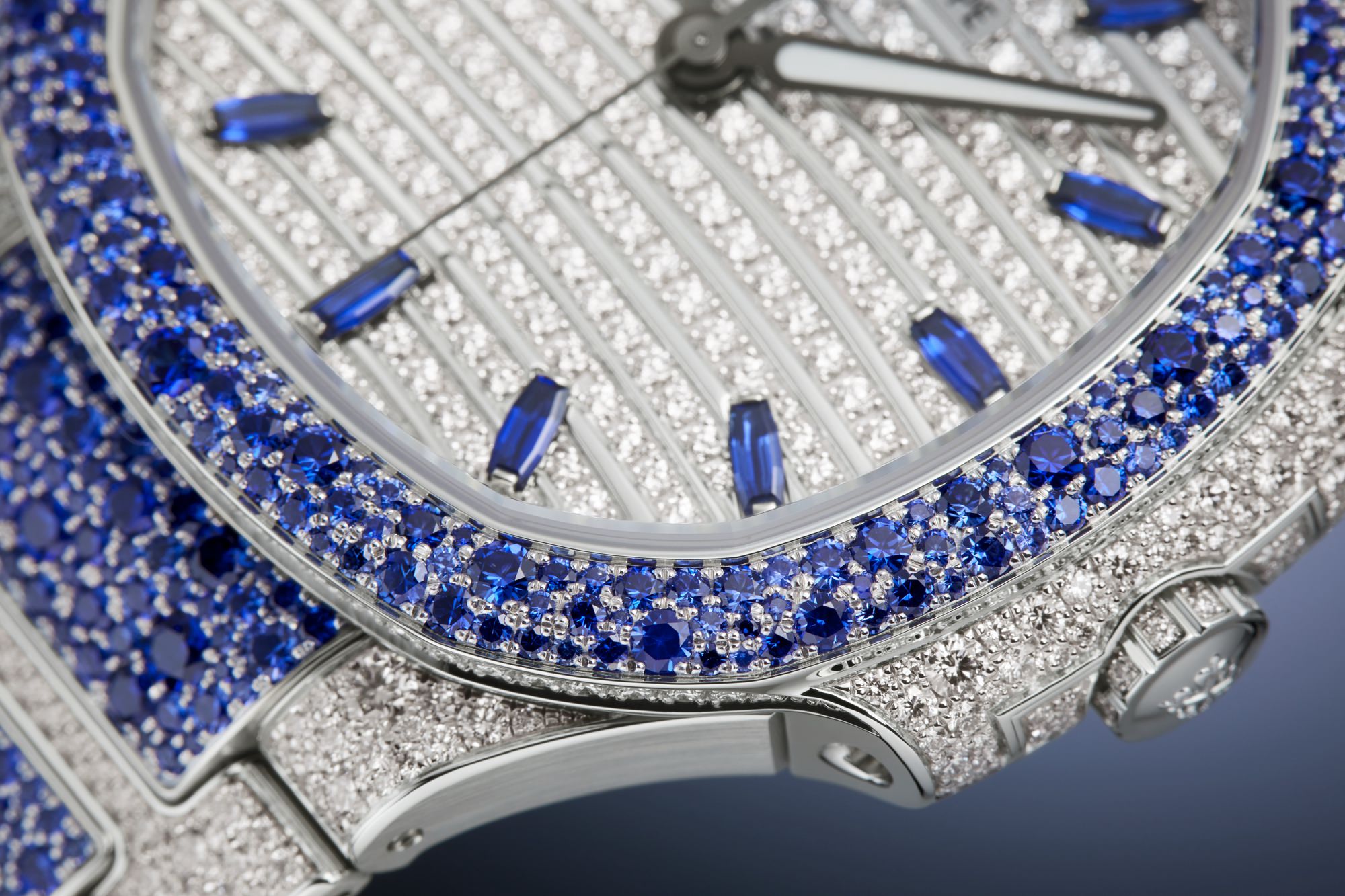 Patek Philippe Nautilus Haute Joaillerie 7118/1451G-001 Replica 4