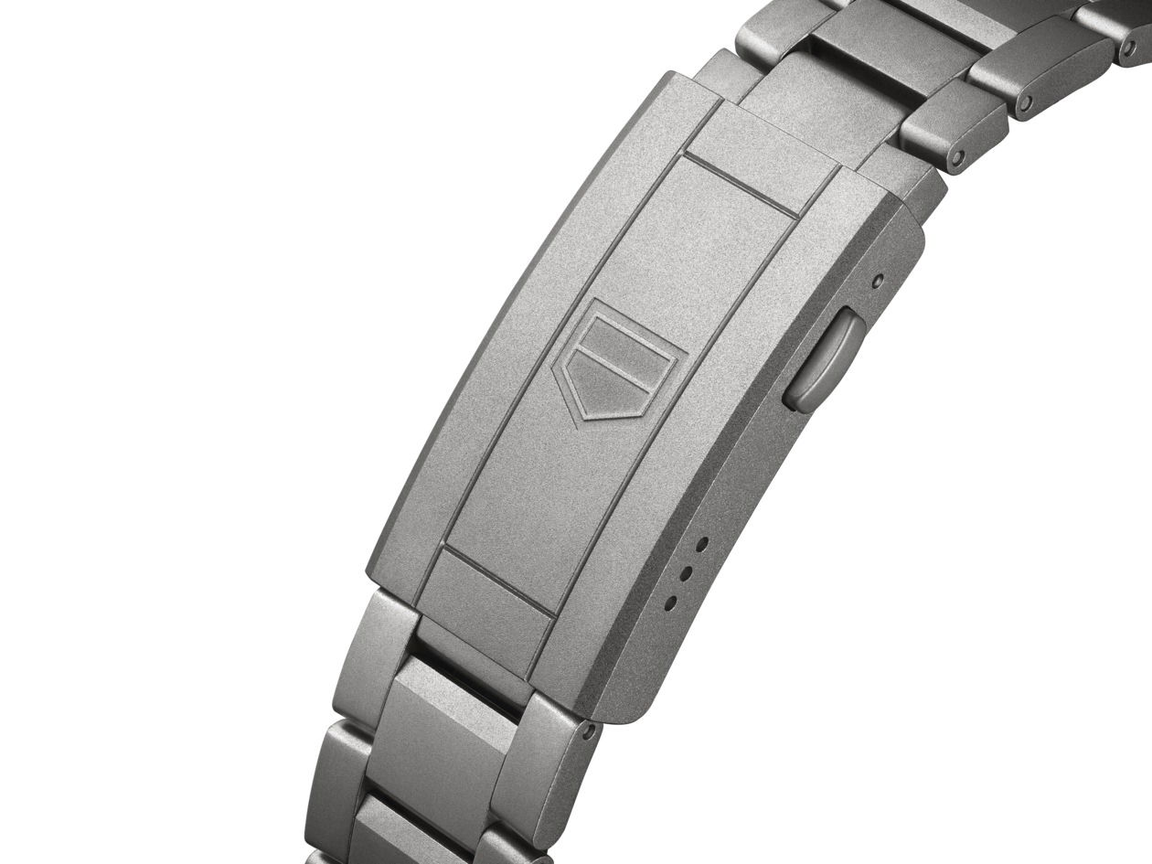 IMG_9081 TAG Heuer Aquaracer Professional 200 Solargraph WBP1180.BF0000 Replica 4