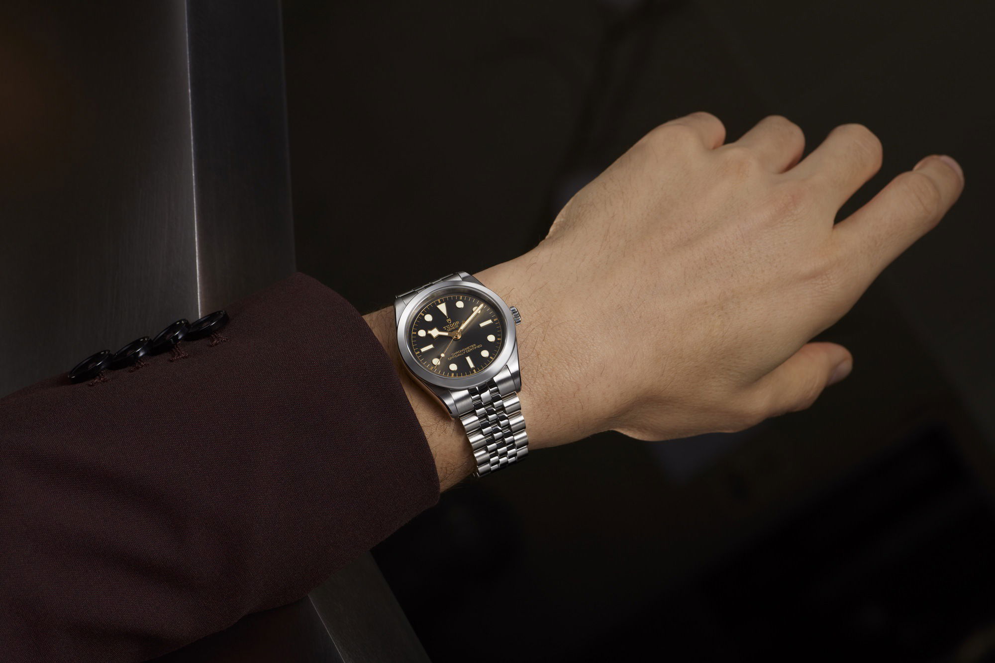 TUDOR Black Bay 39 M79660-0001 Replica 4