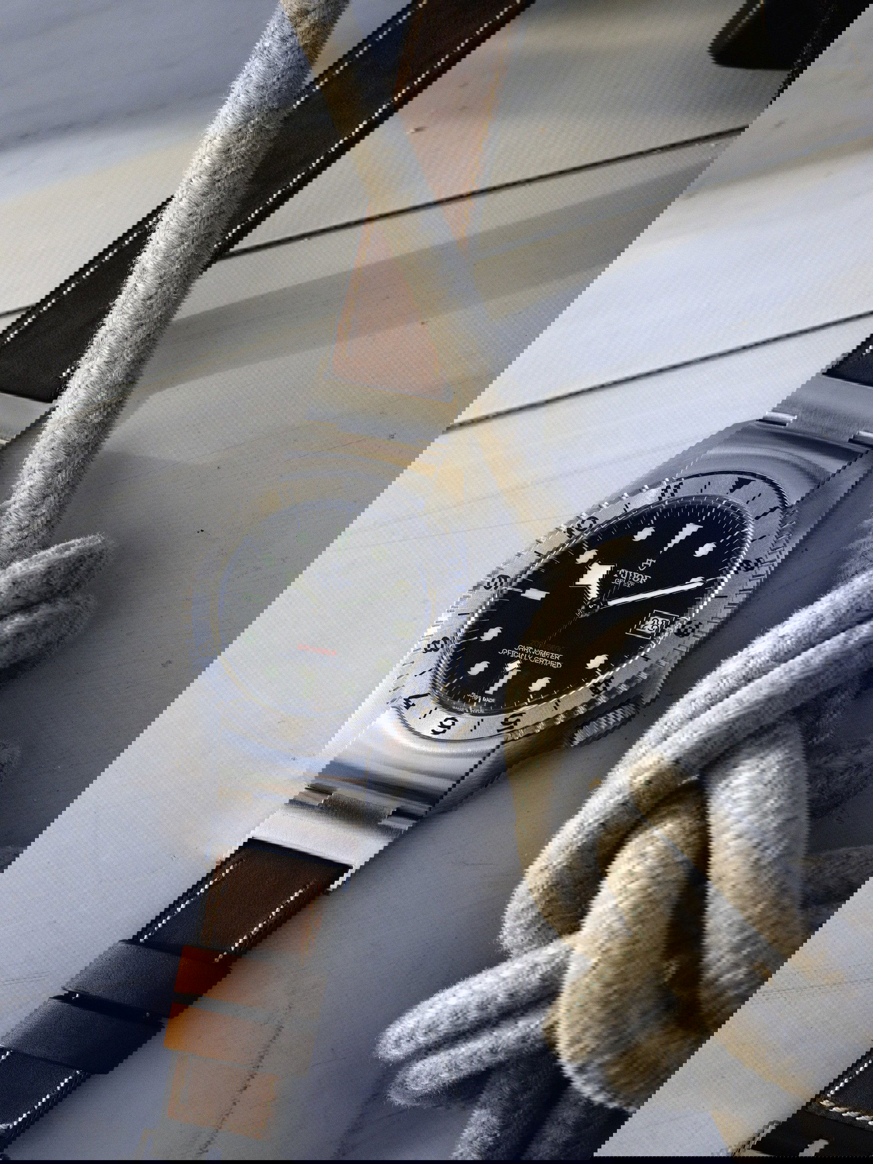 TUDOR Black Bay P01 M70150-0001 Replica 4