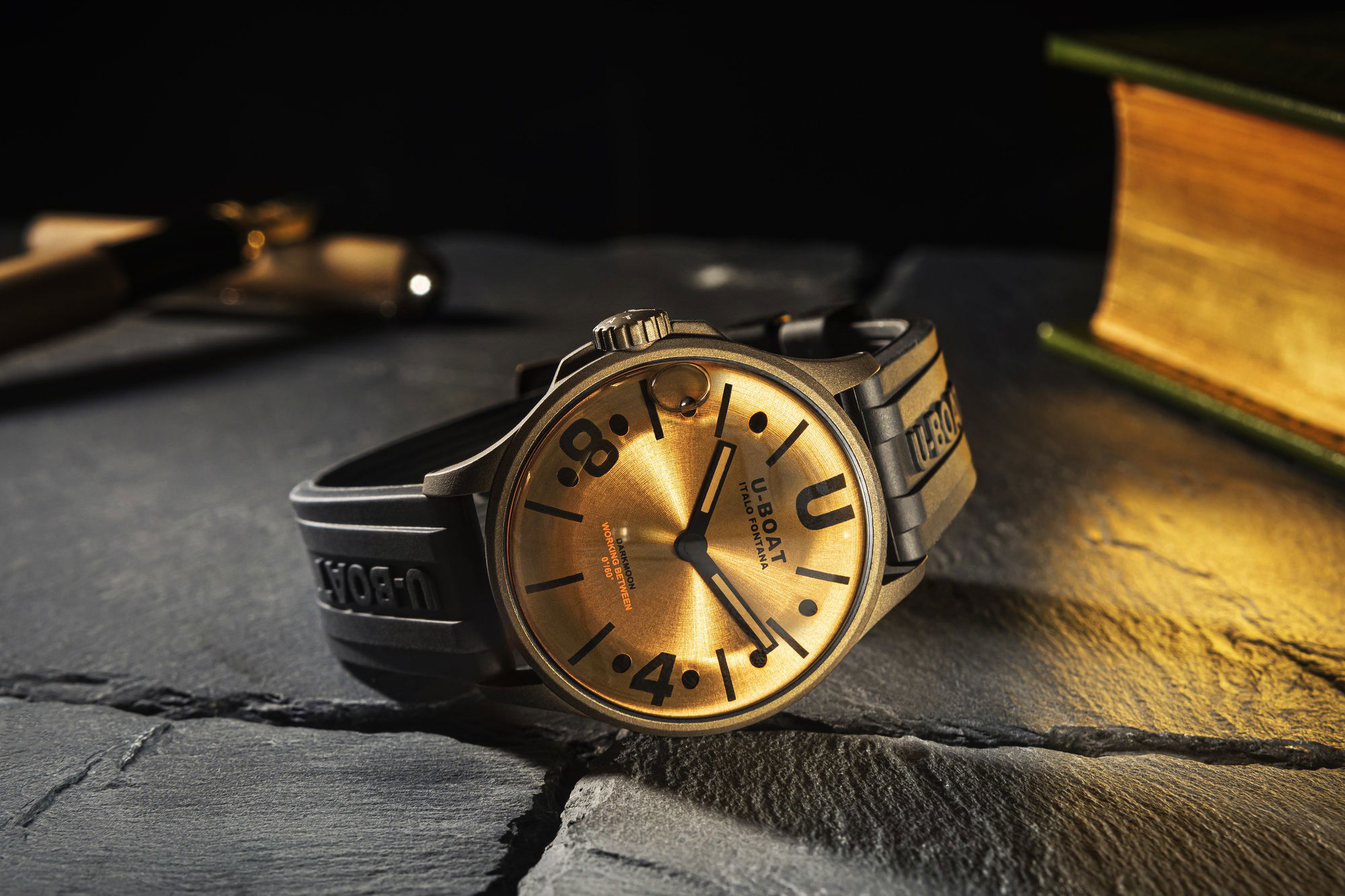 IMG_9081 U-Boat Darkmoon 40 BR Black Vintage 9547 Replica 4