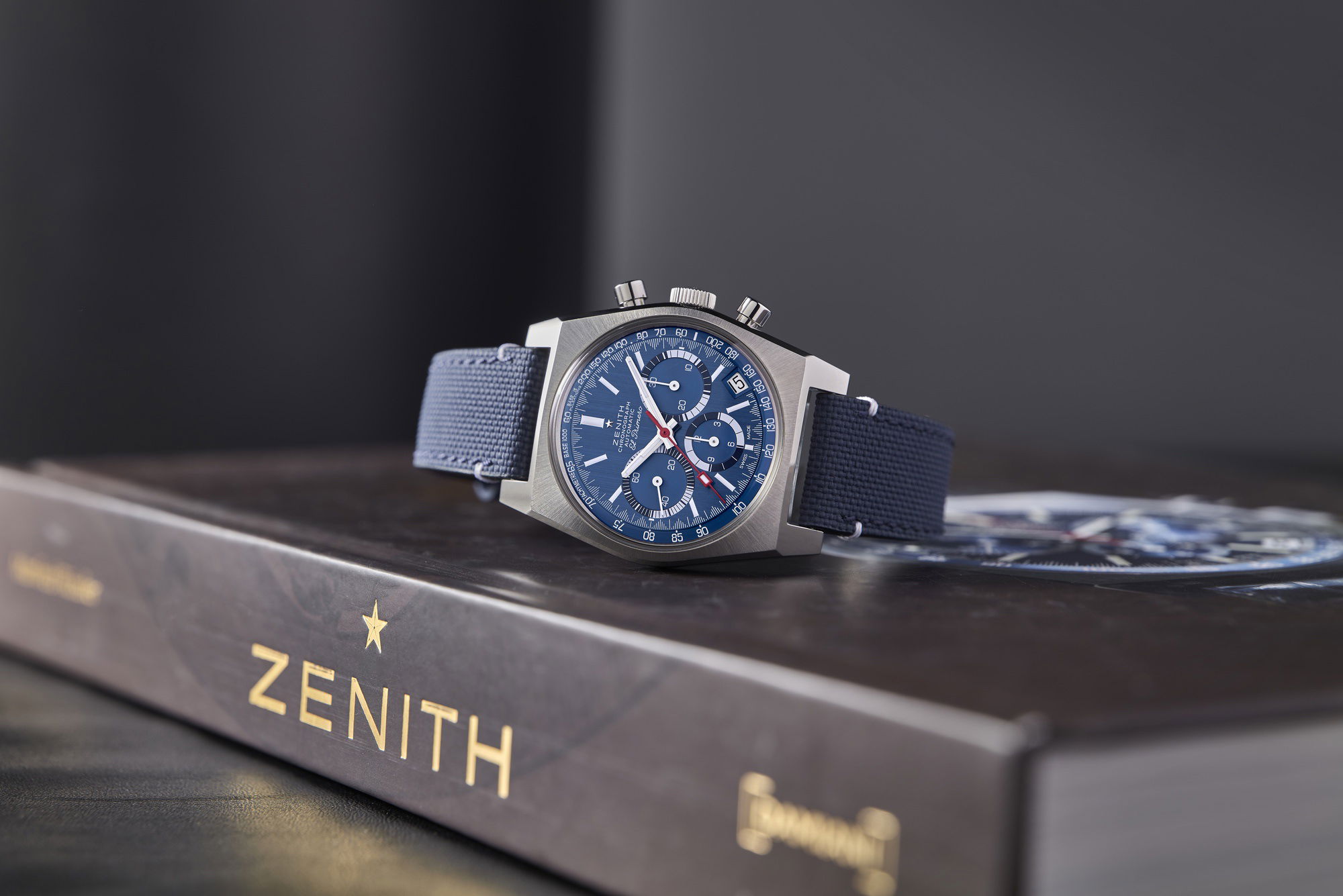 IMG_9081 Zenith Chronomaster Revival A3818 The Airweight Cover Girl 95.A3818.400/51.M3818 Replica 4