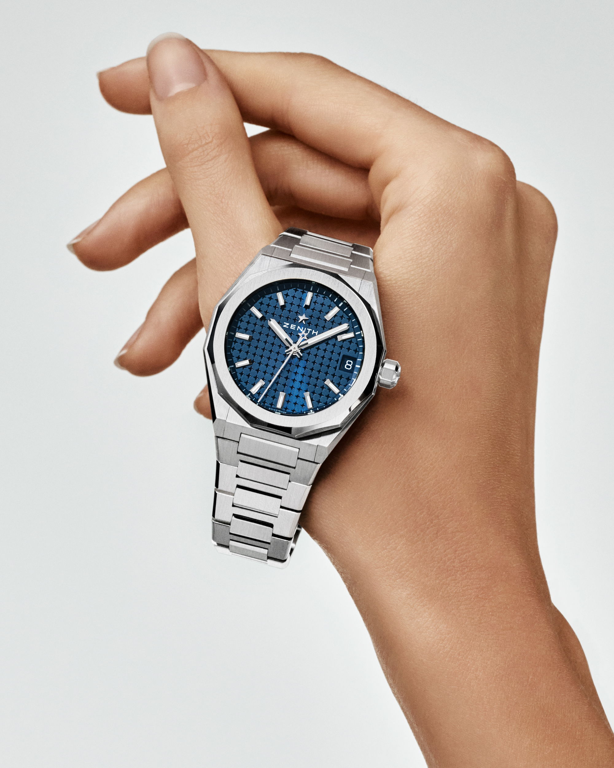 Zenith Defy Skyline 36 03.9400.670.51.I001 Replica 4