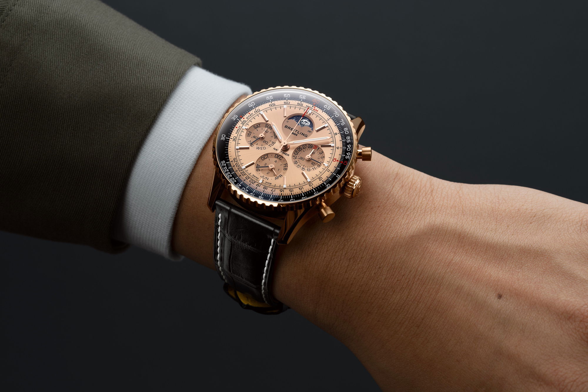 IMG_9081 Breitling Navitimer B19 Chronograph 43 Perpetual Calendar 140th Anniversary RB19101A1H1P1 Replica 5