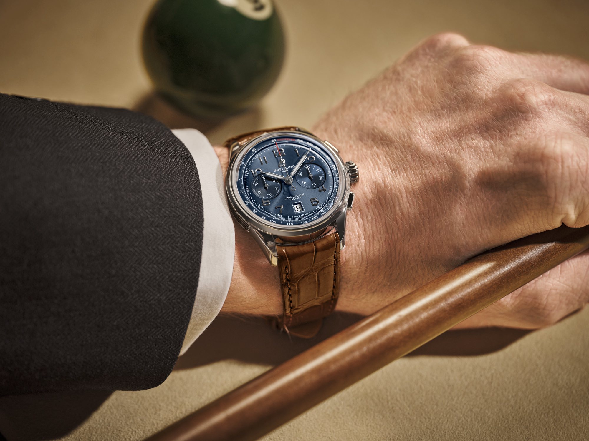 Breitling Premier B01 Chronograph 42 AB0145171C1P1 Replica 5
