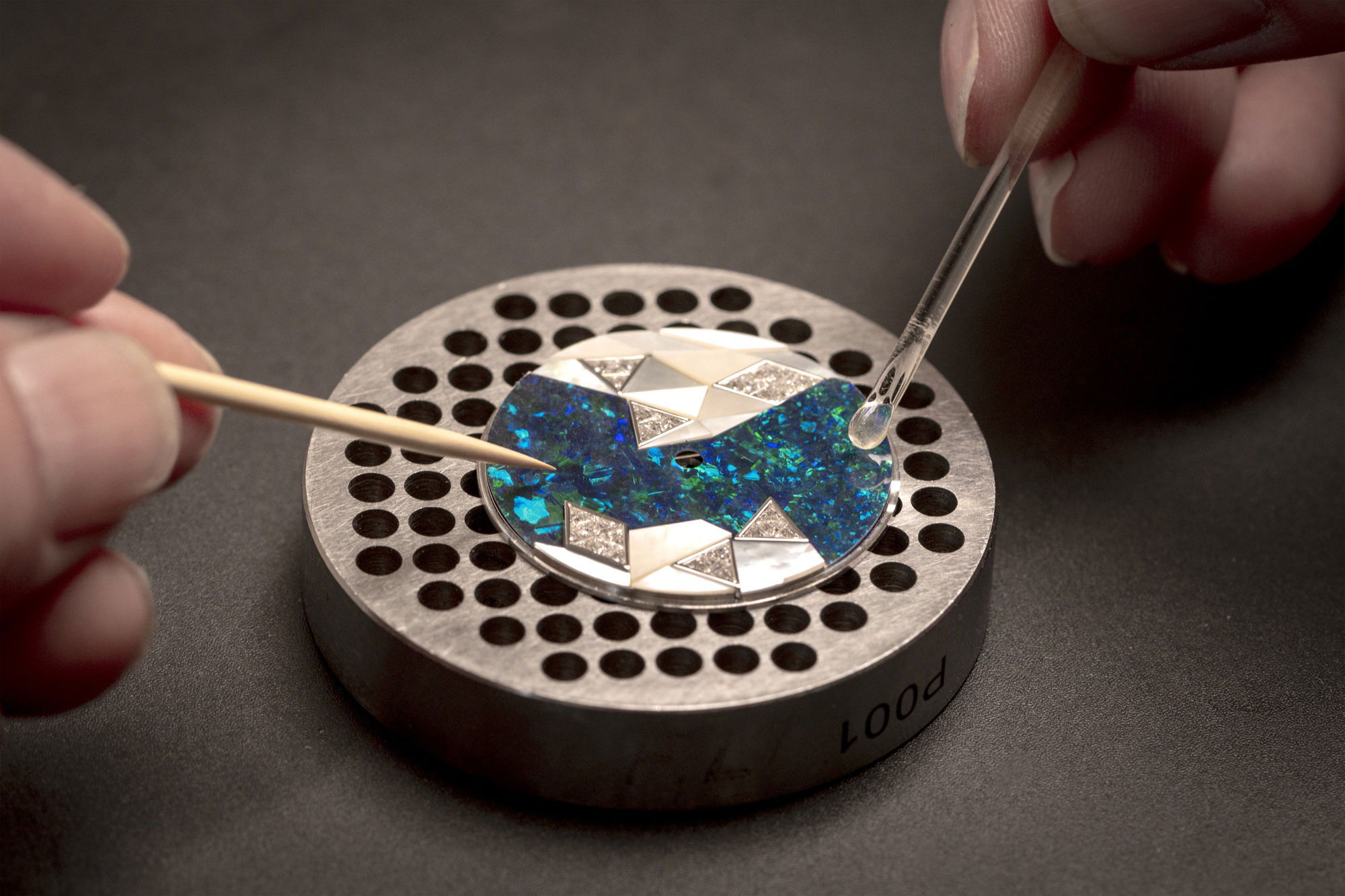 Chopard Happy Sport Metiers d’Art Polar Bear Edition 274425-1001 Replica 5