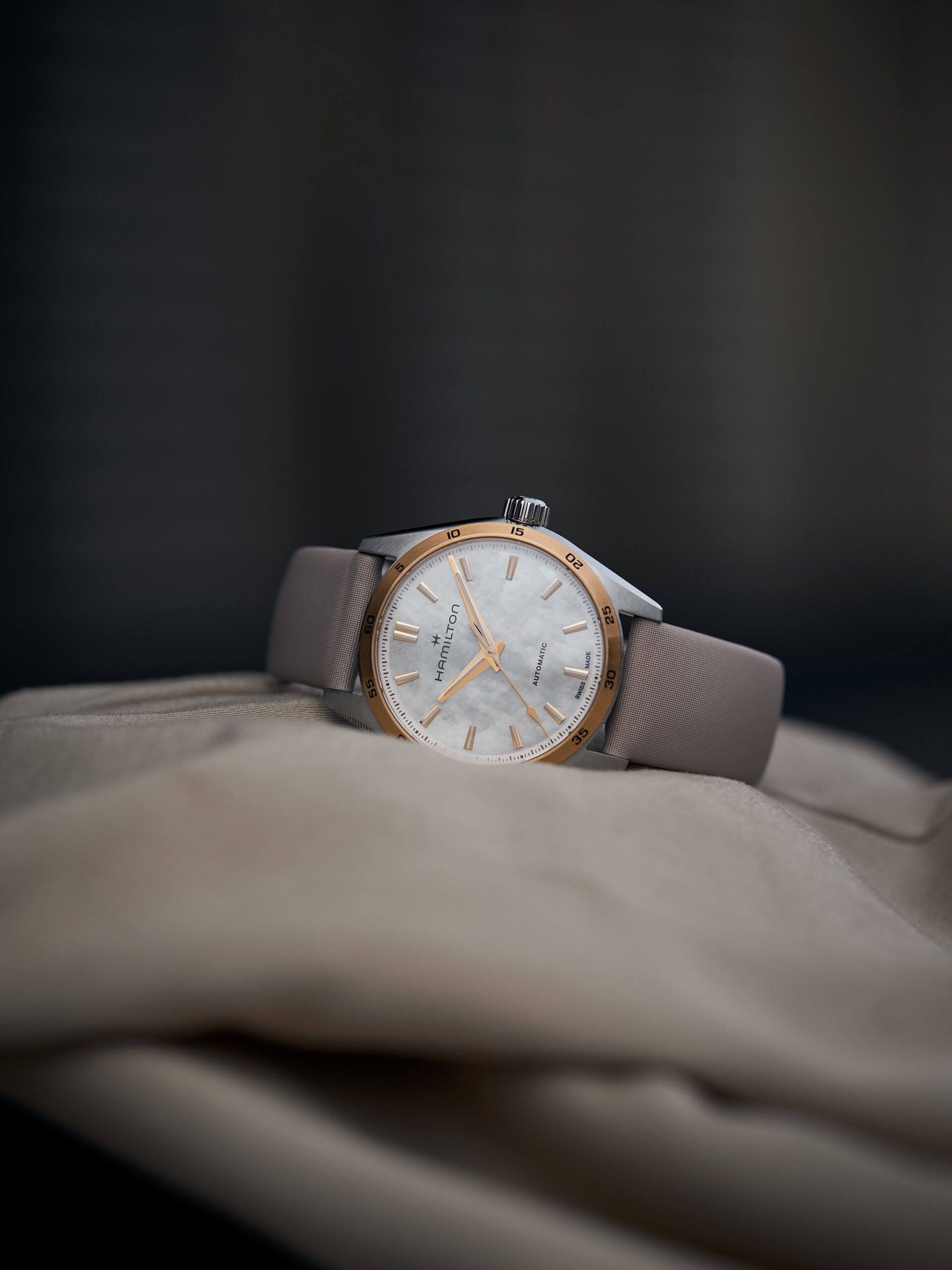 IMG_9081 Hamilton Jazzmaster Performer Automatic 34mm H36125890 Replica 5