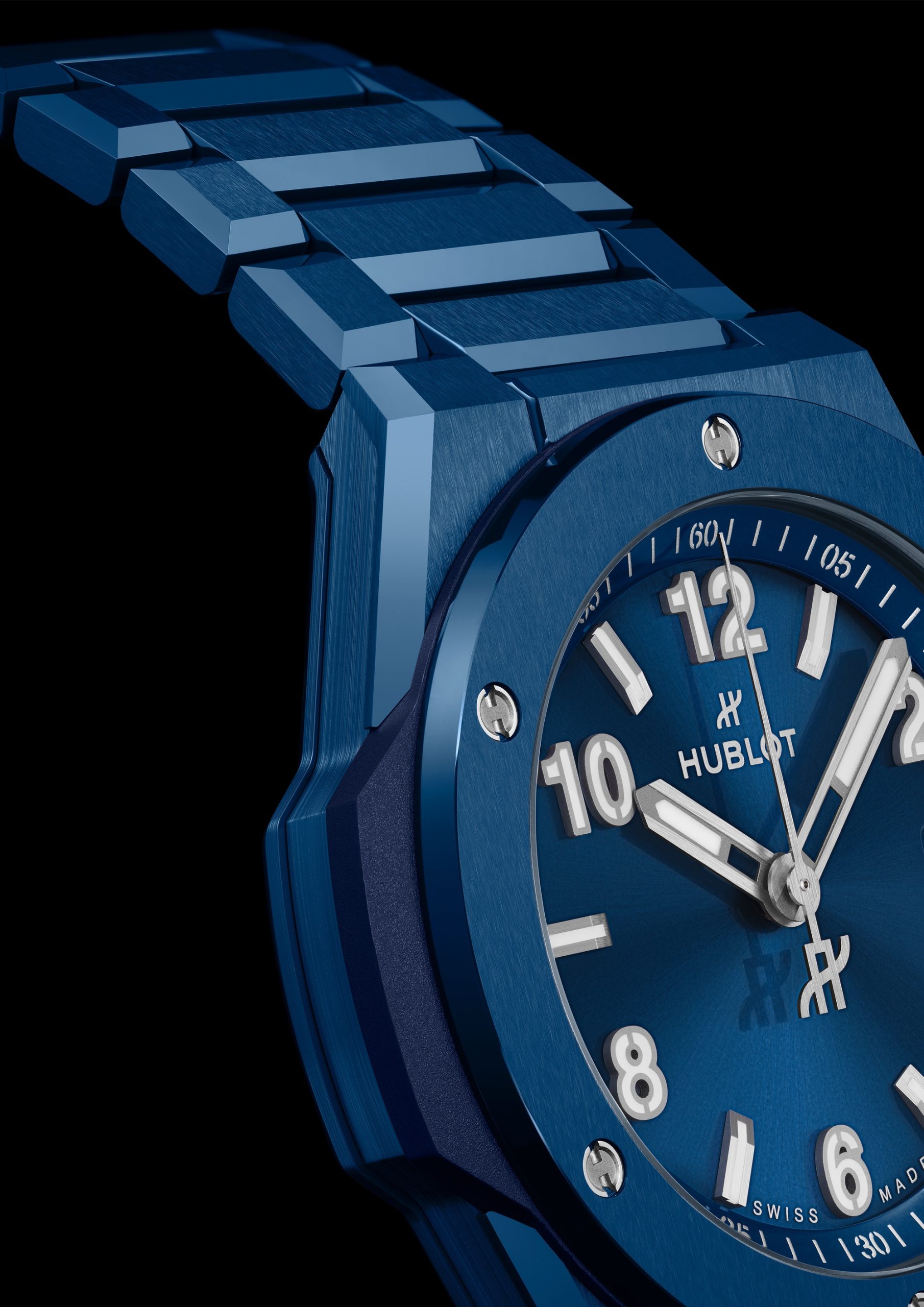 IMG_9081 Hublot Big Bang Integrated Time Only Blue Ceramic 457.EX.7170.EX Replica 5