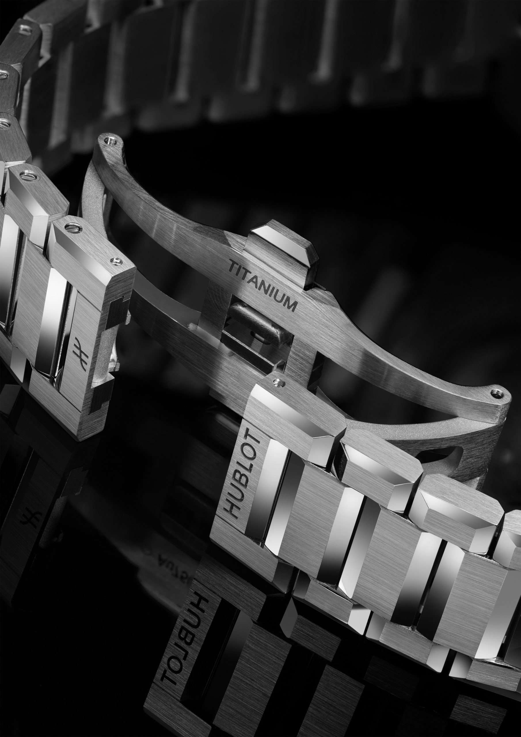 IMG_9081 Hublot Big Bang Integrated Time Only Titanium 457.NX.1270.NX Replica 5