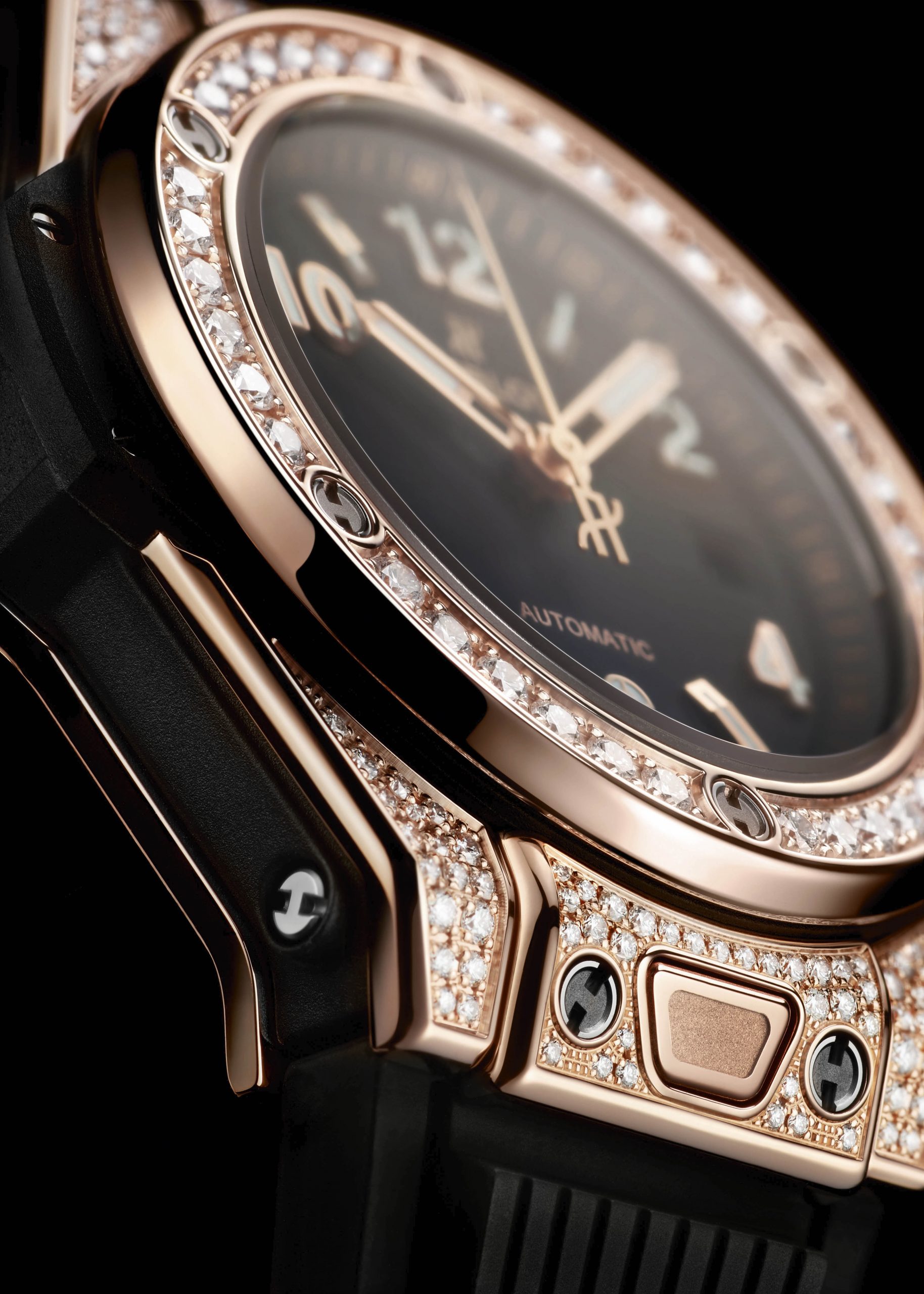 IMG_9081 Hublot Big Bang One Click King Gold Pave 33mm 485.OX.1180.RX.1604 Replica 5